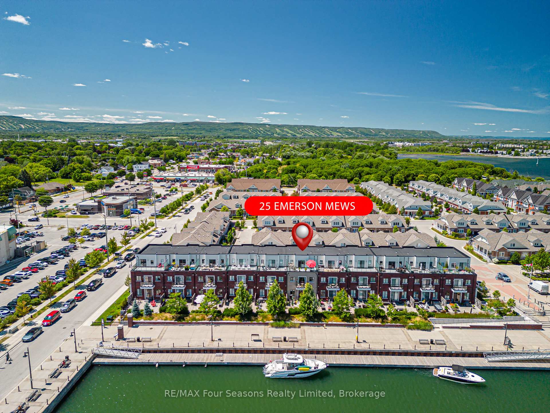 Photo 1 of Unit 6, 25 Emerson Mews, Collingwood — HOMEH