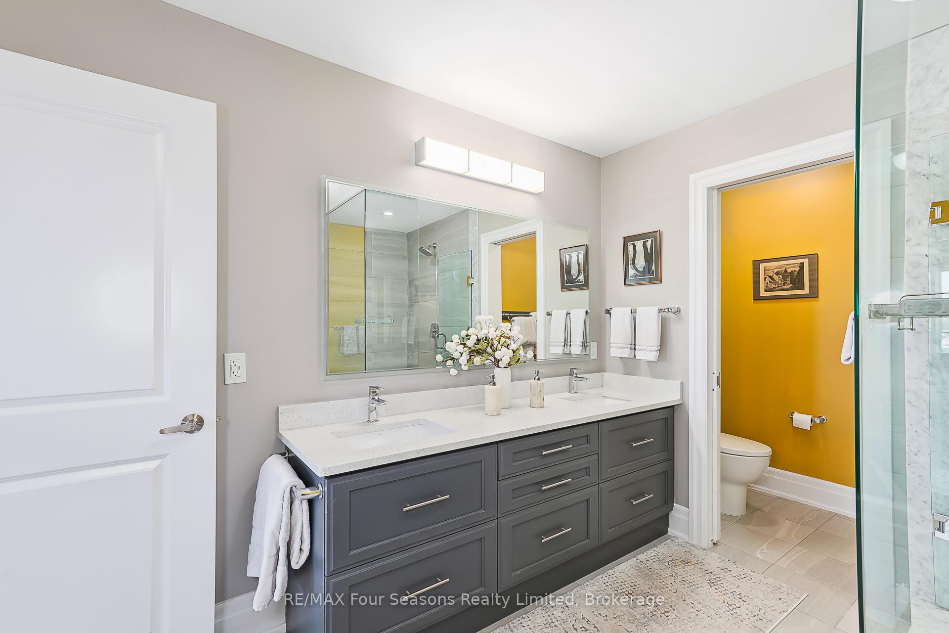 Photo 20 of Unit 6, 25 Emerson Mews, Collingwood — HOMEH