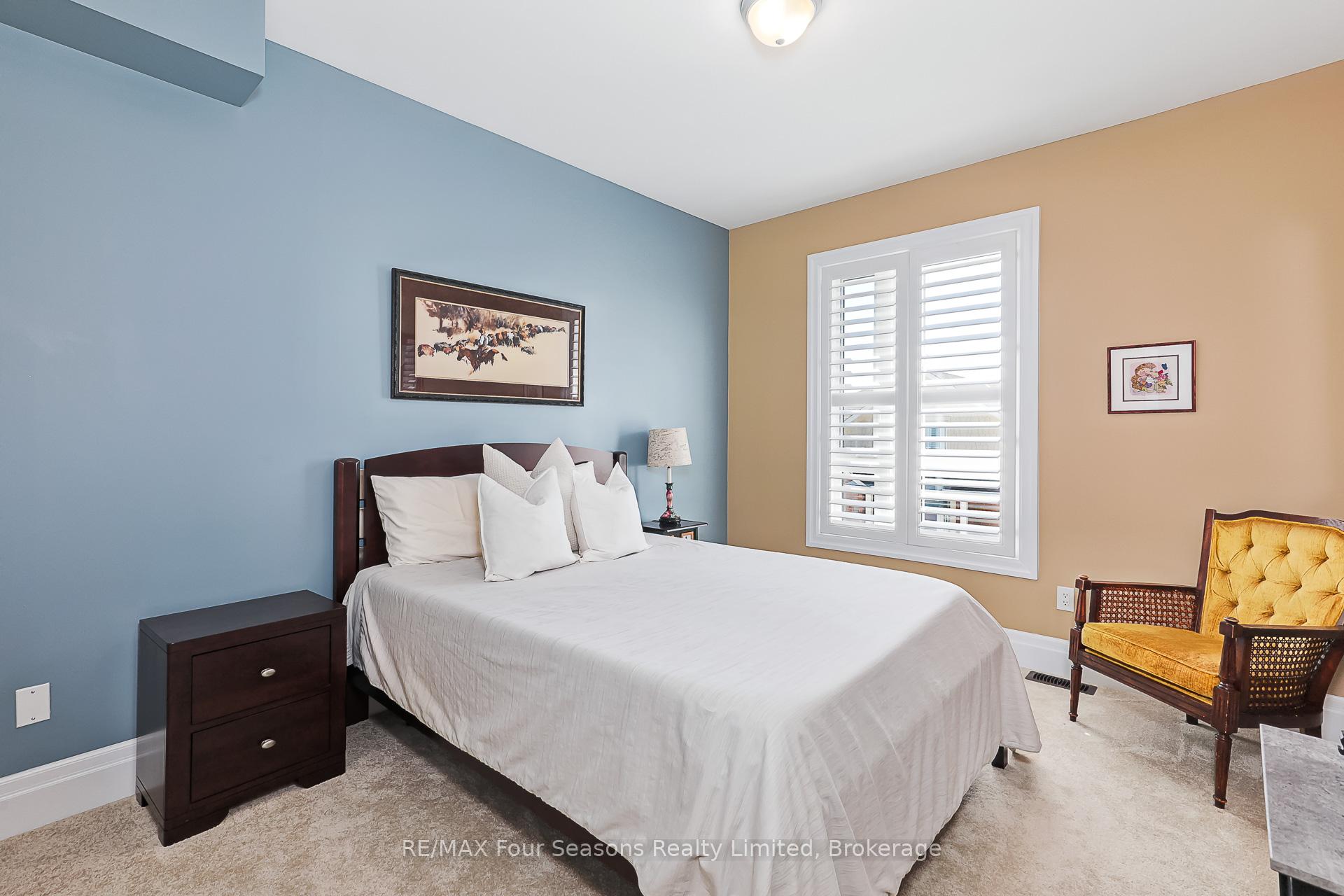 Photo 24 of Unit 6, 25 Emerson Mews, Collingwood — HOMEH