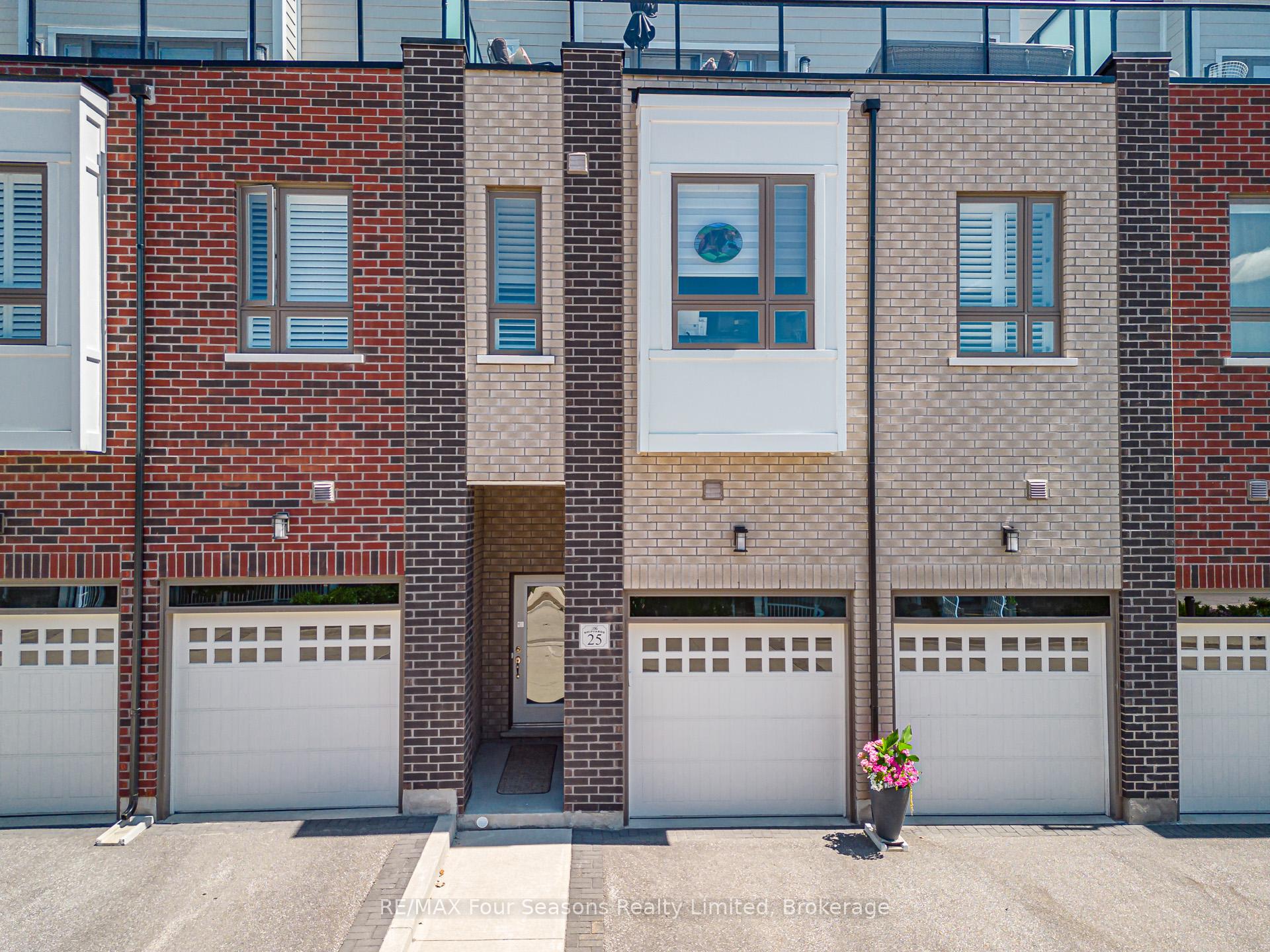 Photo 39 of Unit 6, 25 Emerson Mews, Collingwood — HOMEH