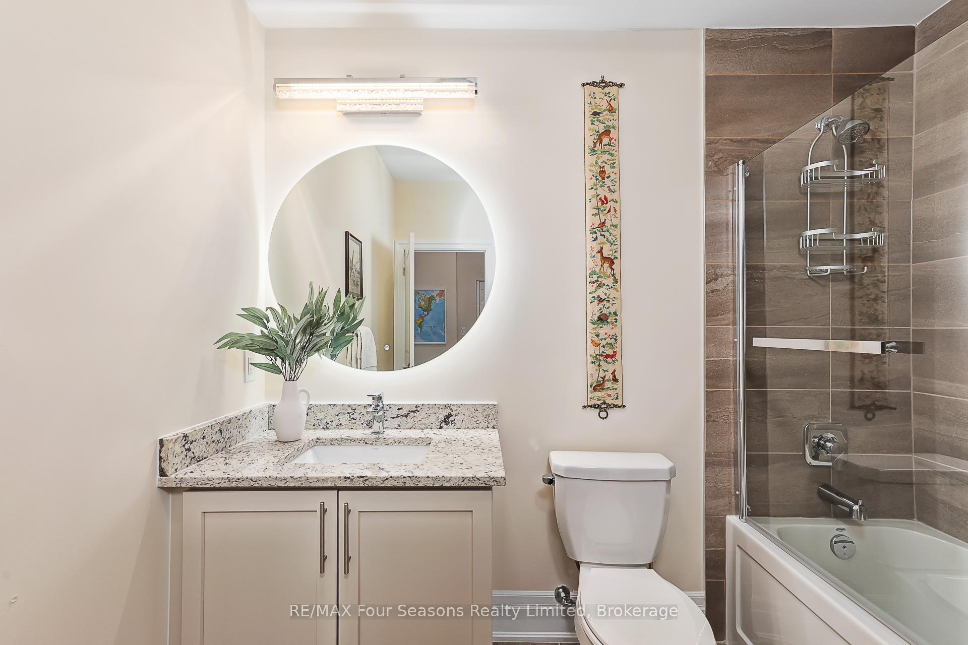 Photo 40 of Unit 6, 25 Emerson Mews, Collingwood — HOMEH