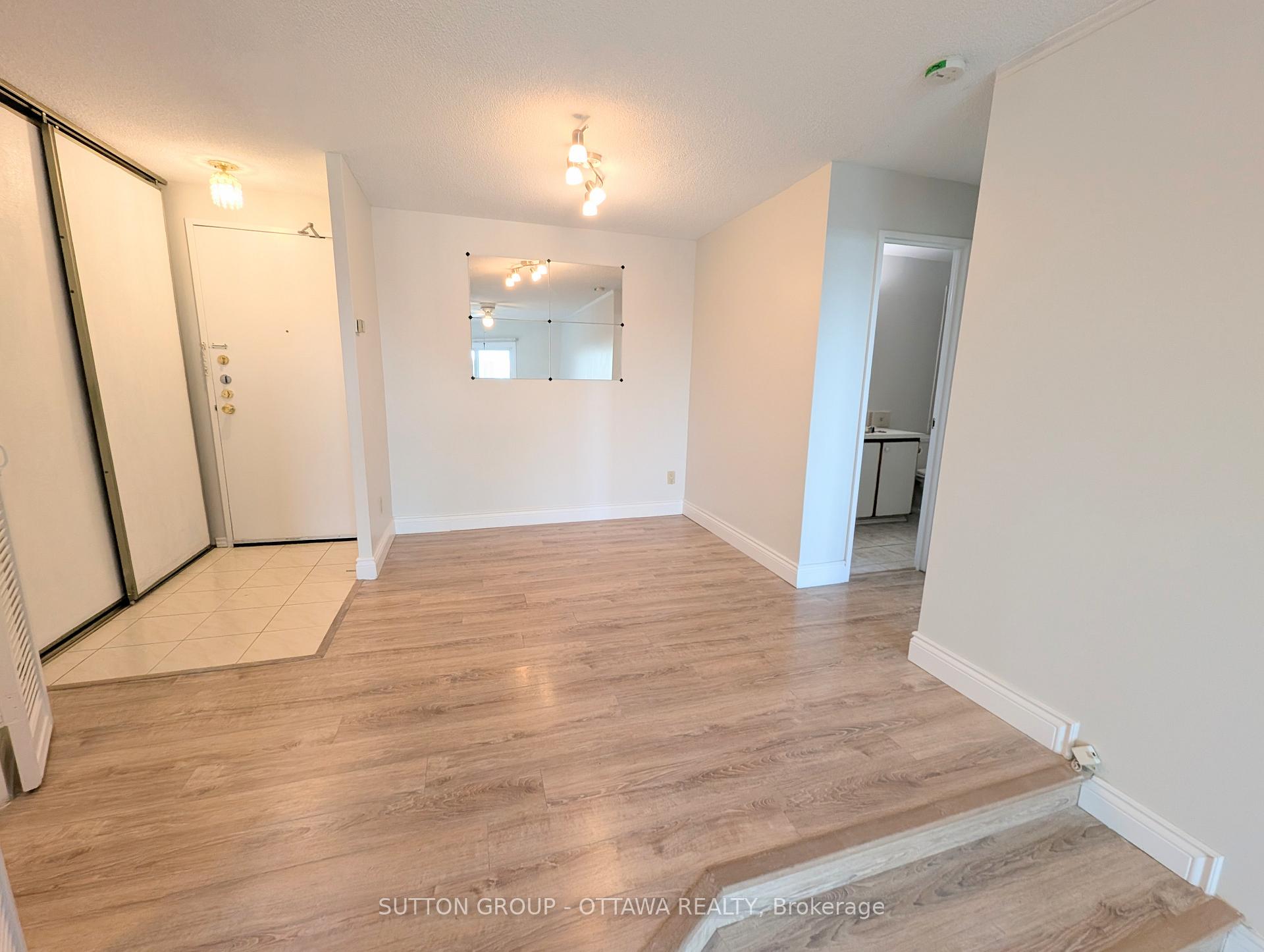 Photo 4 of Unit 2512, 1081 Ambleside Drive, Ottawa, Woodroffe — HOMEH
