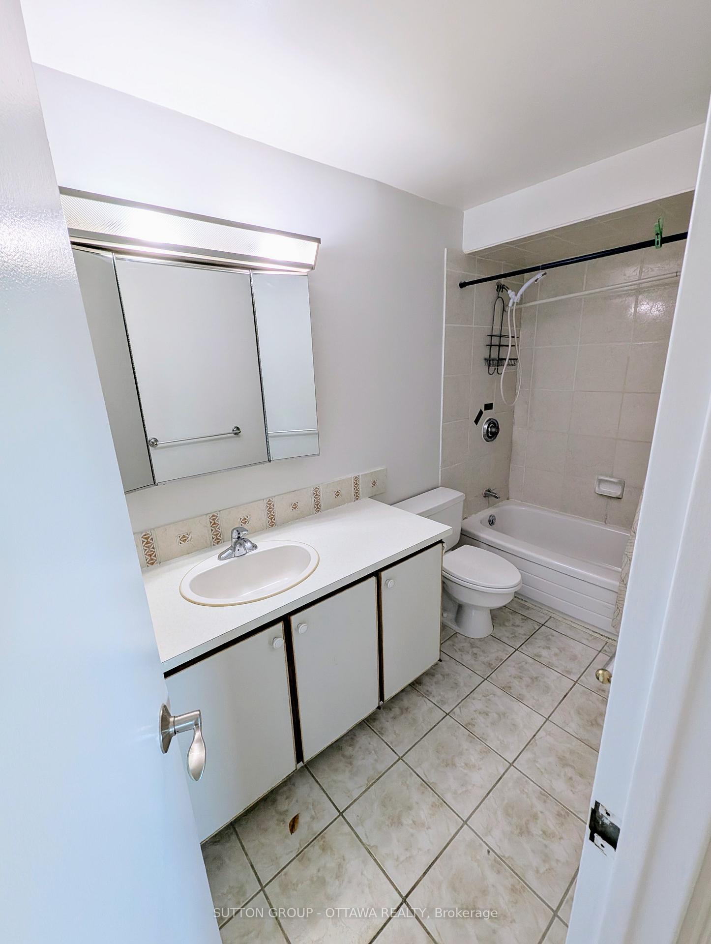 Photo 8 of Unit 2512, 1081 Ambleside Drive, Ottawa, Woodroffe — HOMEH