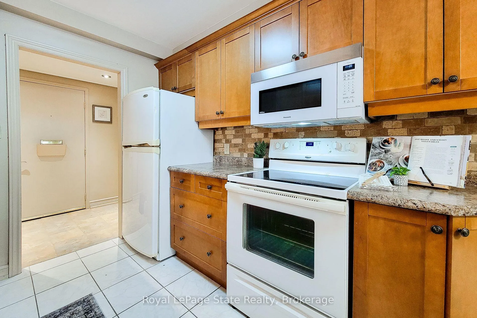Photo 5 of Unit 108, 510 Queenston Road, Hamilton, Corman — HOMEH