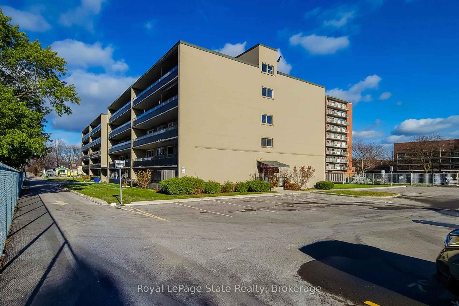 Photo 27 of Unit 108, 510 Queenston Road, Hamilton, Corman — HOMEH