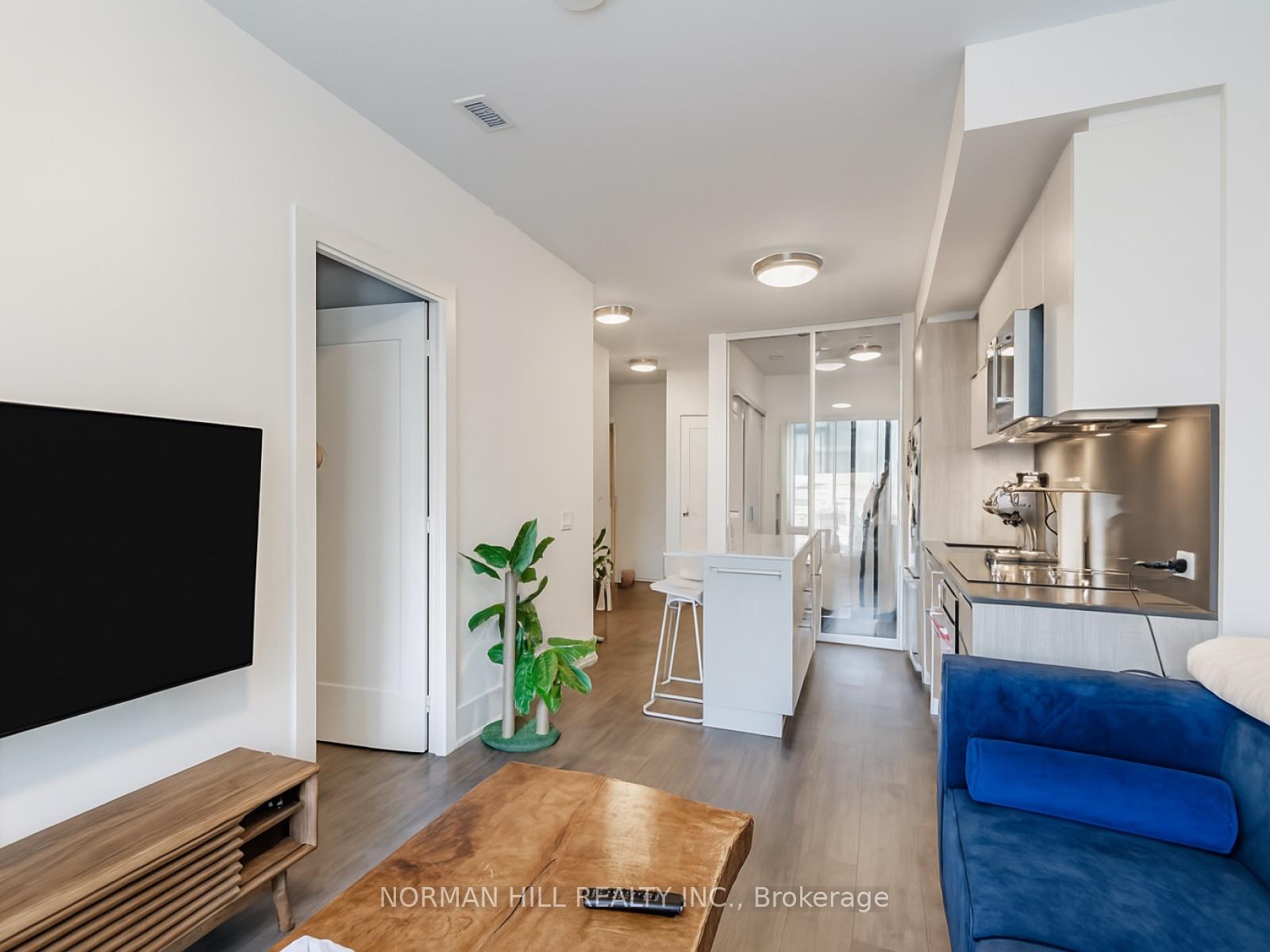 Photo 11 of Unit 813, 118 Merchants'wharf, Toronto, South Riverdale — HOMEH