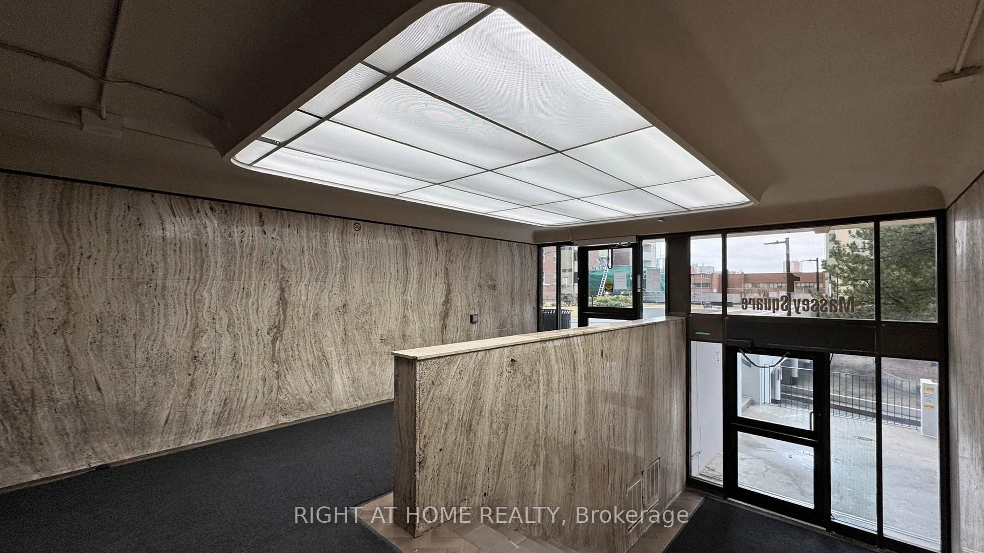 Photo 7 of Unit 1418, 1 Massey Square, Toronto, Crescent Town — HOMEH