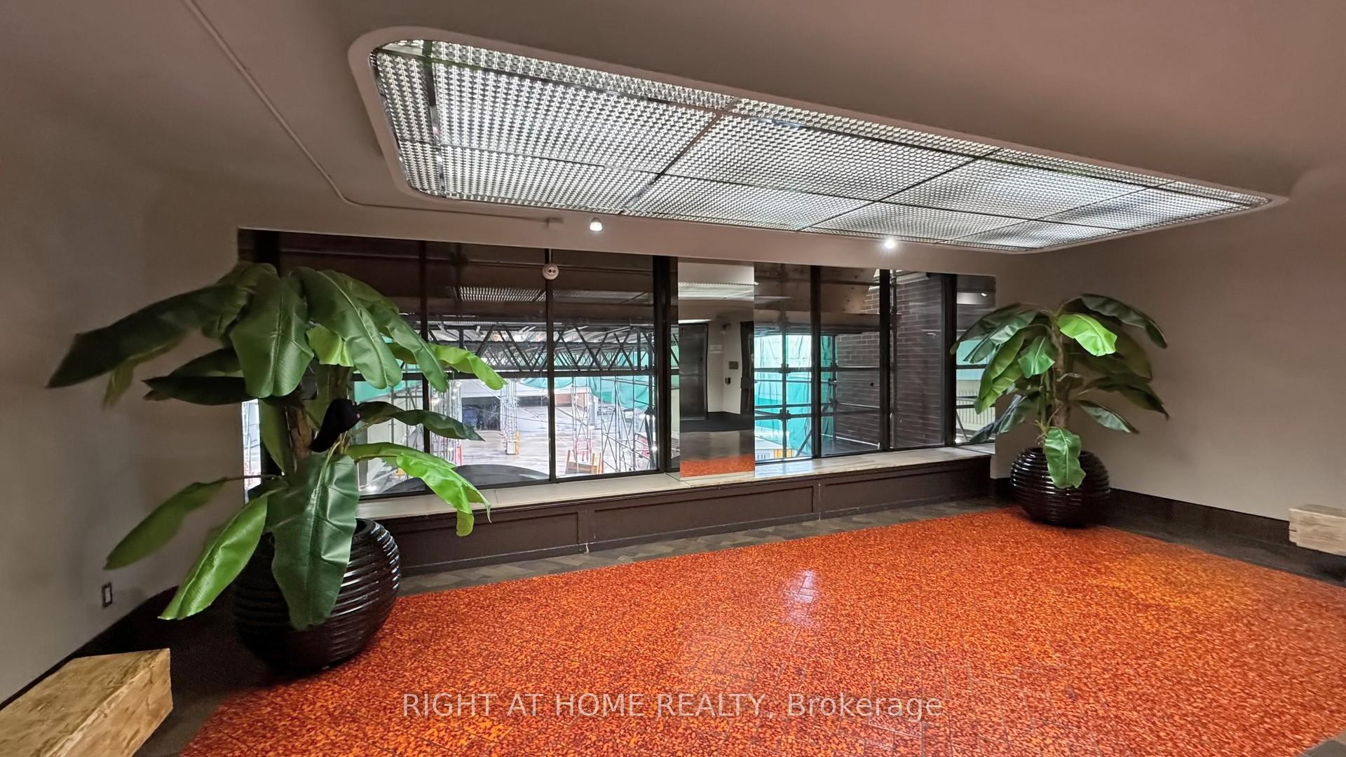 Photo 8 of Unit 1418, 1 Massey Square, Toronto, Crescent Town — HOMEH