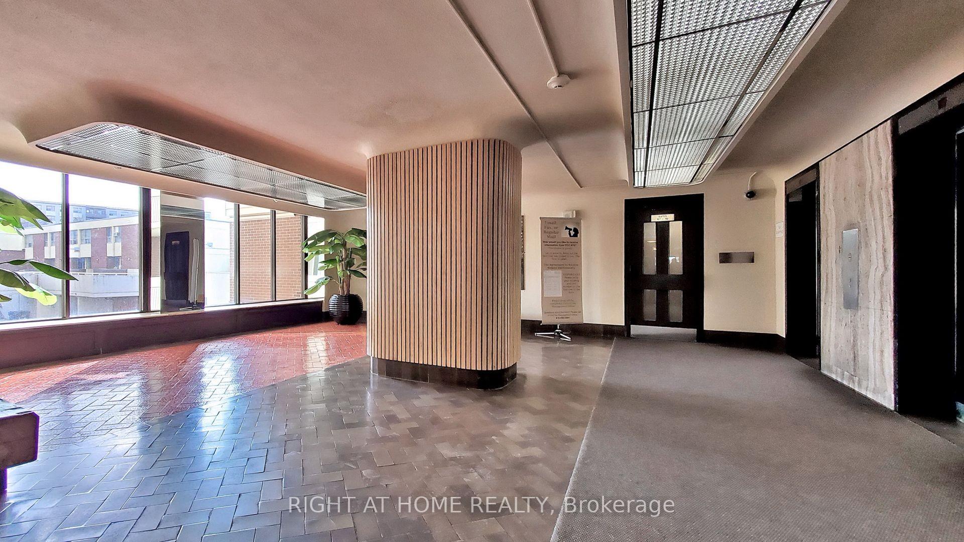 Photo 10 of Unit 1418, 1 Massey Square, Toronto, Crescent Town — HOMEH