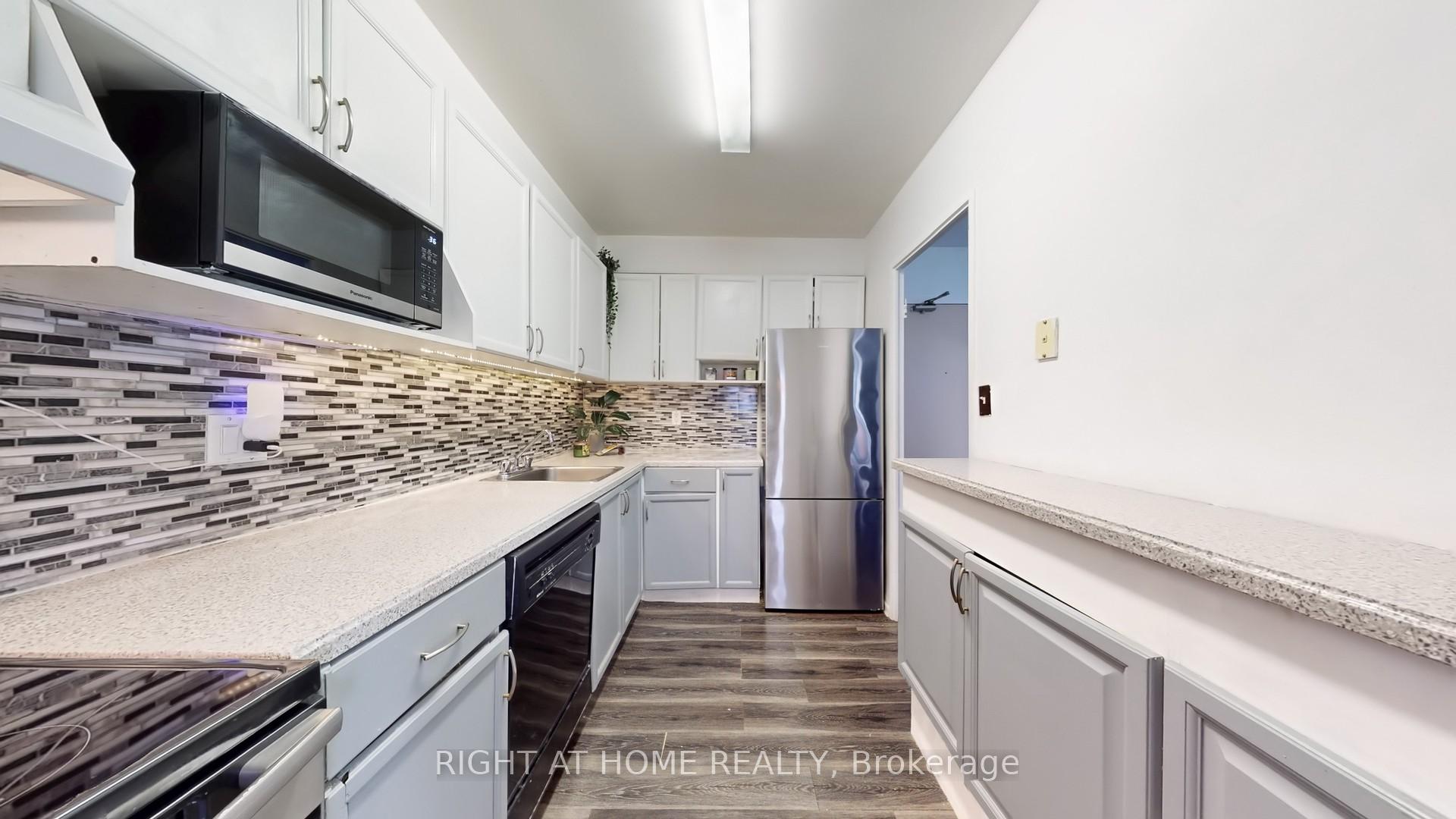 Photo 26 of Unit 1418, 1 Massey Square, Toronto, Crescent Town — HOMEH