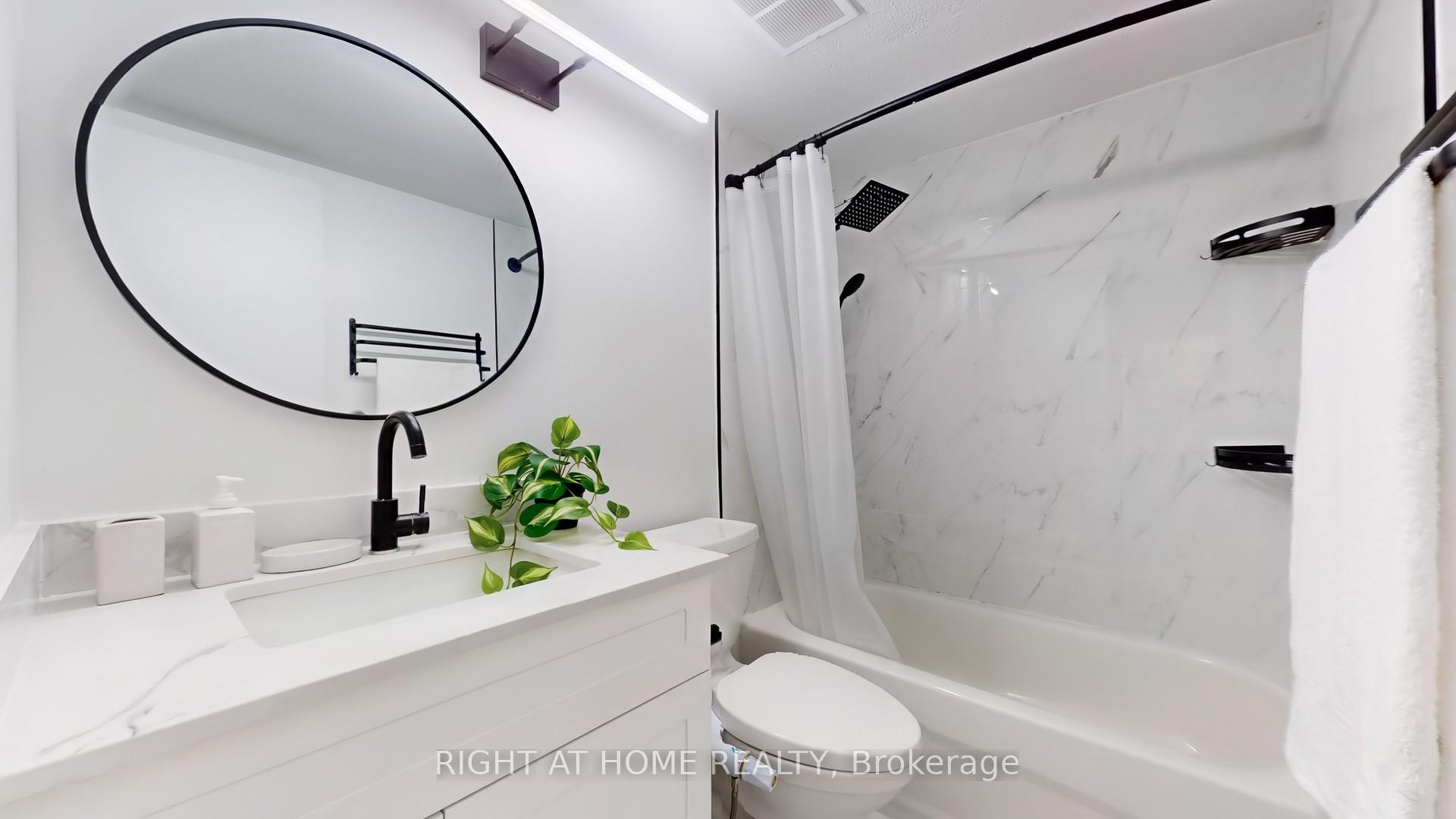 Photo 31 of Unit 1418, 1 Massey Square, Toronto, Crescent Town — HOMEH
