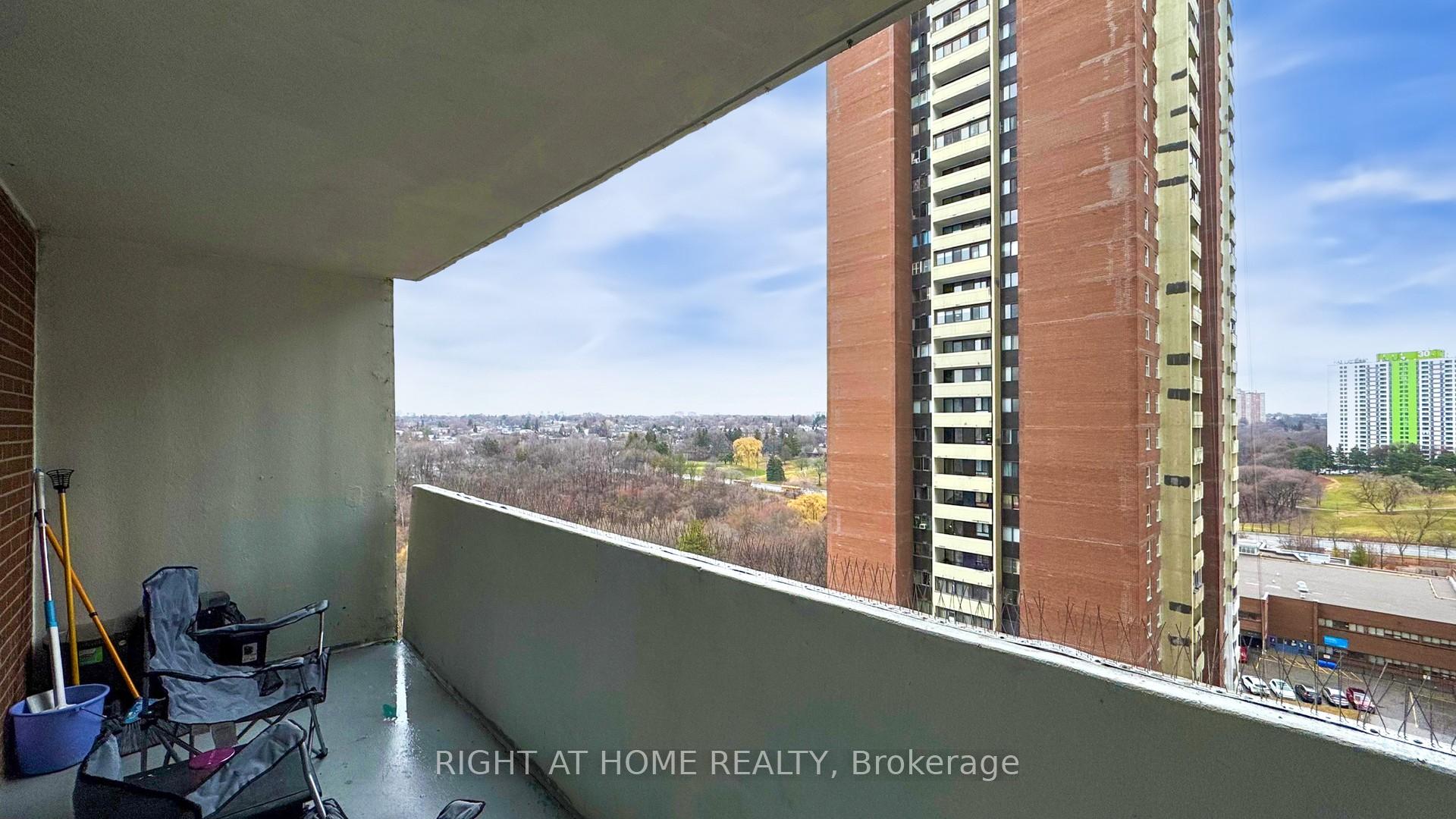 Photo 32 of Unit 1418, 1 Massey Square, Toronto, Crescent Town — HOMEH