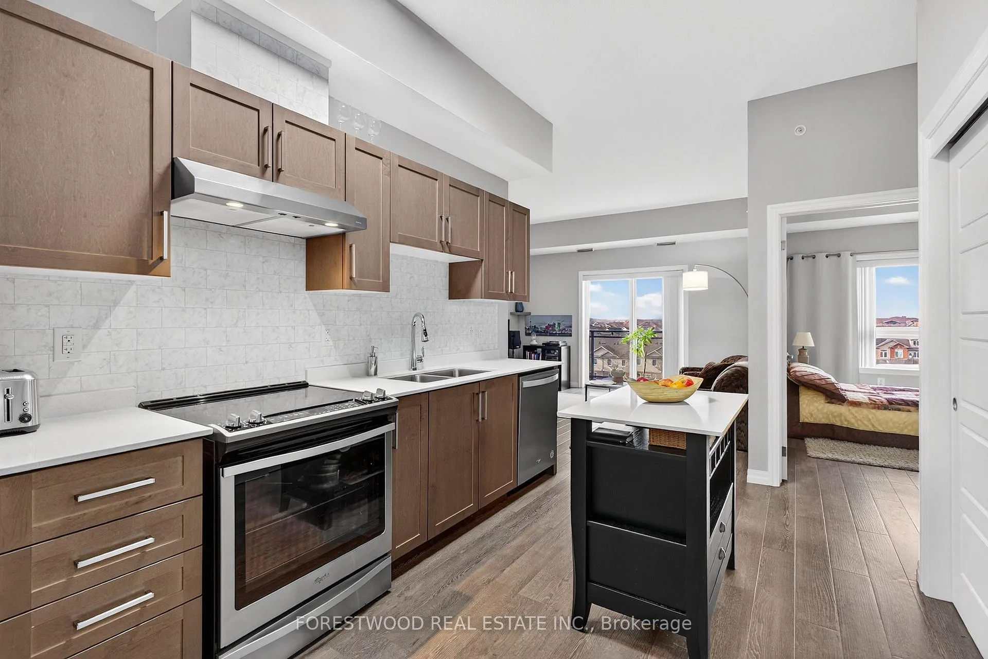 Photo 3 of Unit 425, 35 Kingsbury Square, Guelph, Pineridge/Westminster Woods — HOMEH