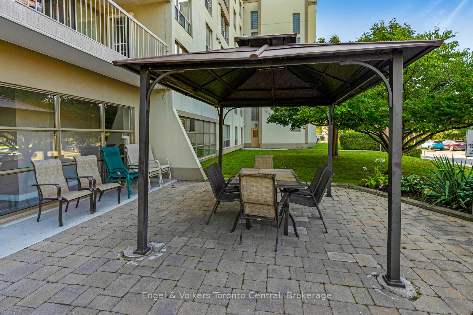 Photo 6 of Unit 507, 172 Eighth Street, Collingwood — HOMEH