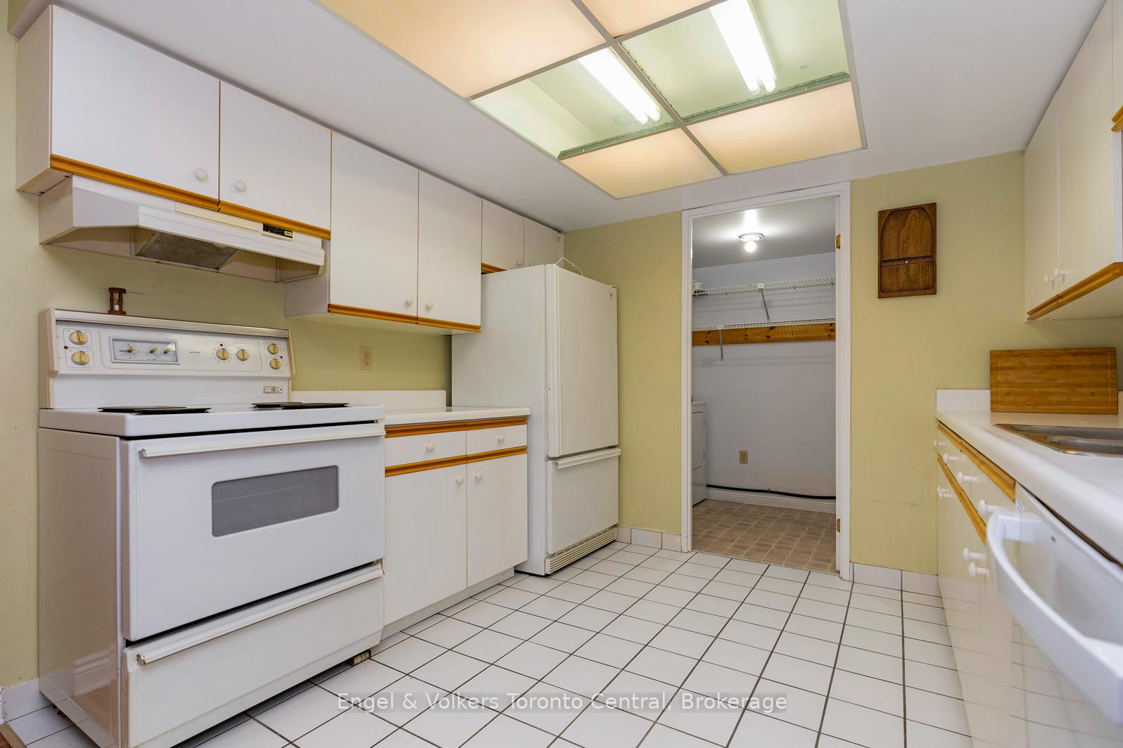 Photo 17 of Unit 507, 172 Eighth Street, Collingwood — HOMEH