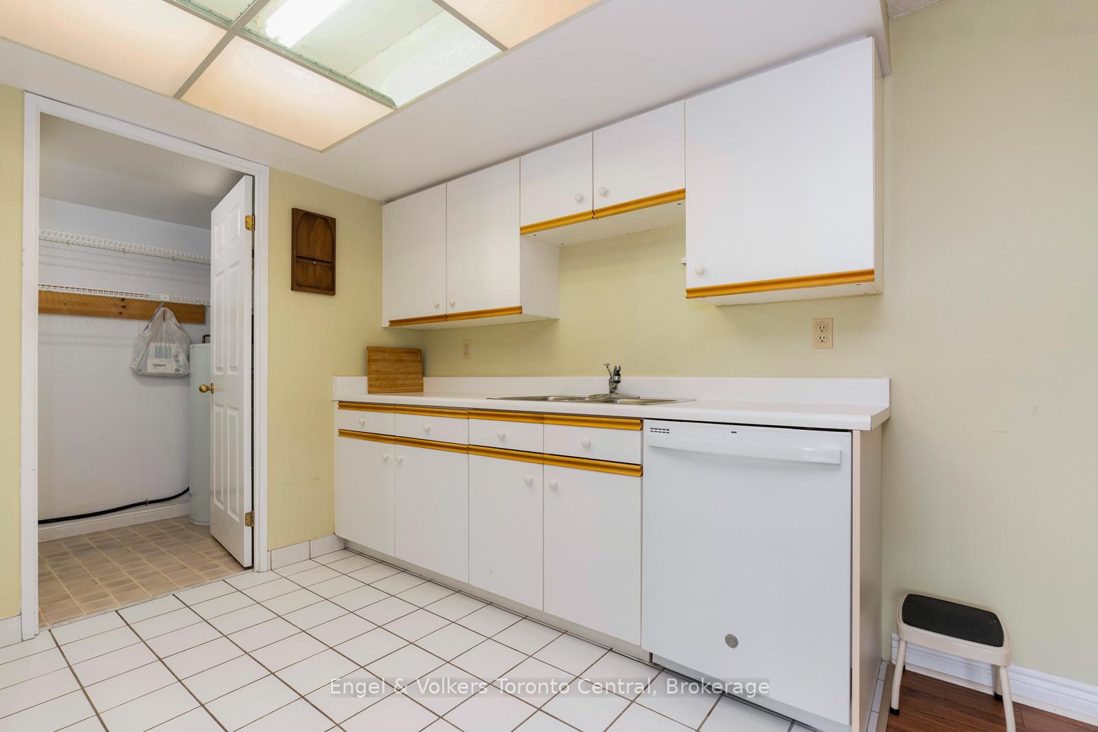 Photo 18 of Unit 507, 172 Eighth Street, Collingwood — HOMEH