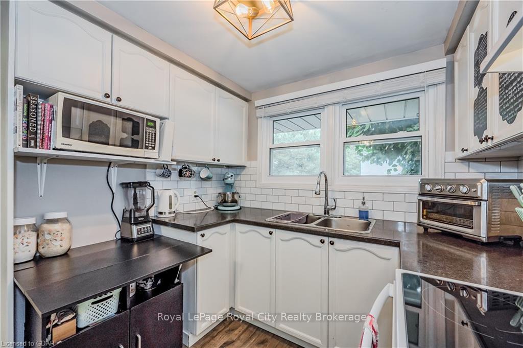 Photo 6 of Unit 72, 180 Marksam Road, Guelph, Willow West/Sugarbush/West Acres — HOMEH