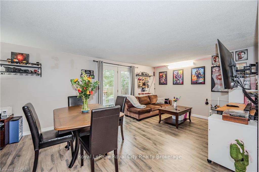 Photo 8 of Unit 72, 180 Marksam Road, Guelph, Willow West/Sugarbush/West Acres — HOMEH