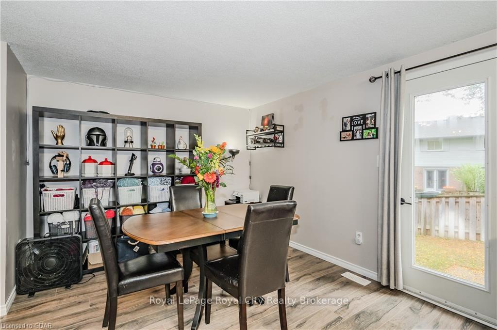 Photo 12 of Unit 72, 180 Marksam Road, Guelph, Willow West/Sugarbush/West Acres — HOMEH