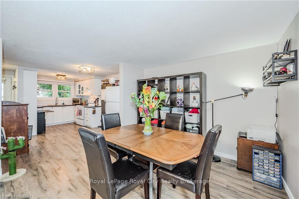 Photo 13 of Unit 72, 180 Marksam Road, Guelph, Willow West/Sugarbush/West Acres — HOMEH