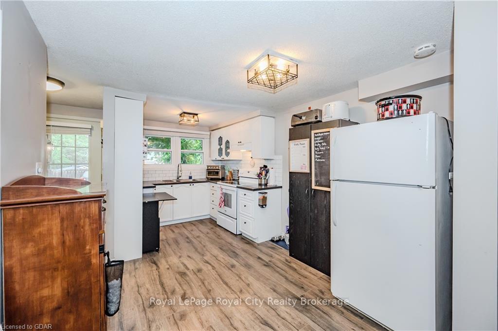 Photo 15 of Unit 72, 180 Marksam Road, Guelph, Willow West/Sugarbush/West Acres — HOMEH