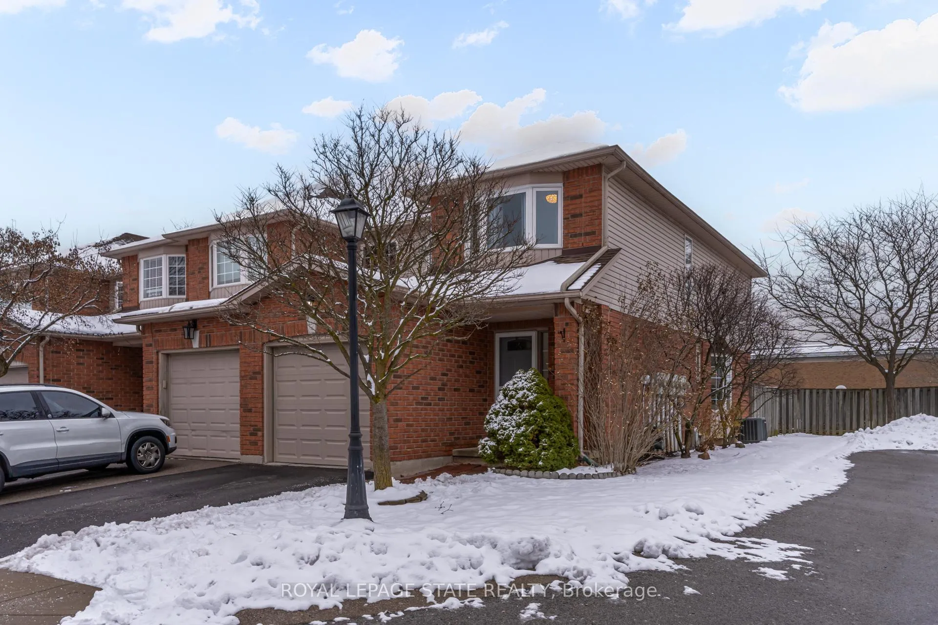 Photo 3 of Unit 6, 171 Highbury Drive, Hamilton, Stoney Creek Mountain — HOMEH