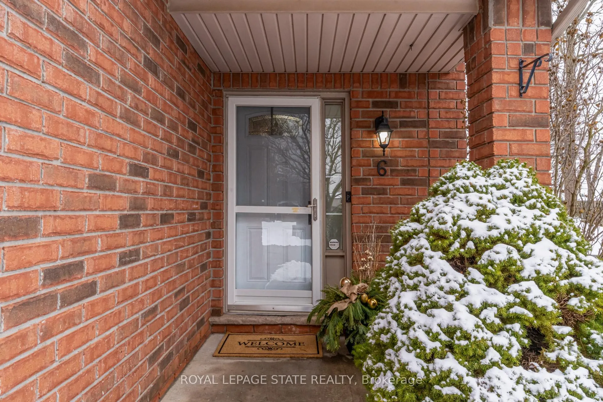 Photo 4 of Unit 6, 171 Highbury Drive, Hamilton, Stoney Creek Mountain — HOMEH