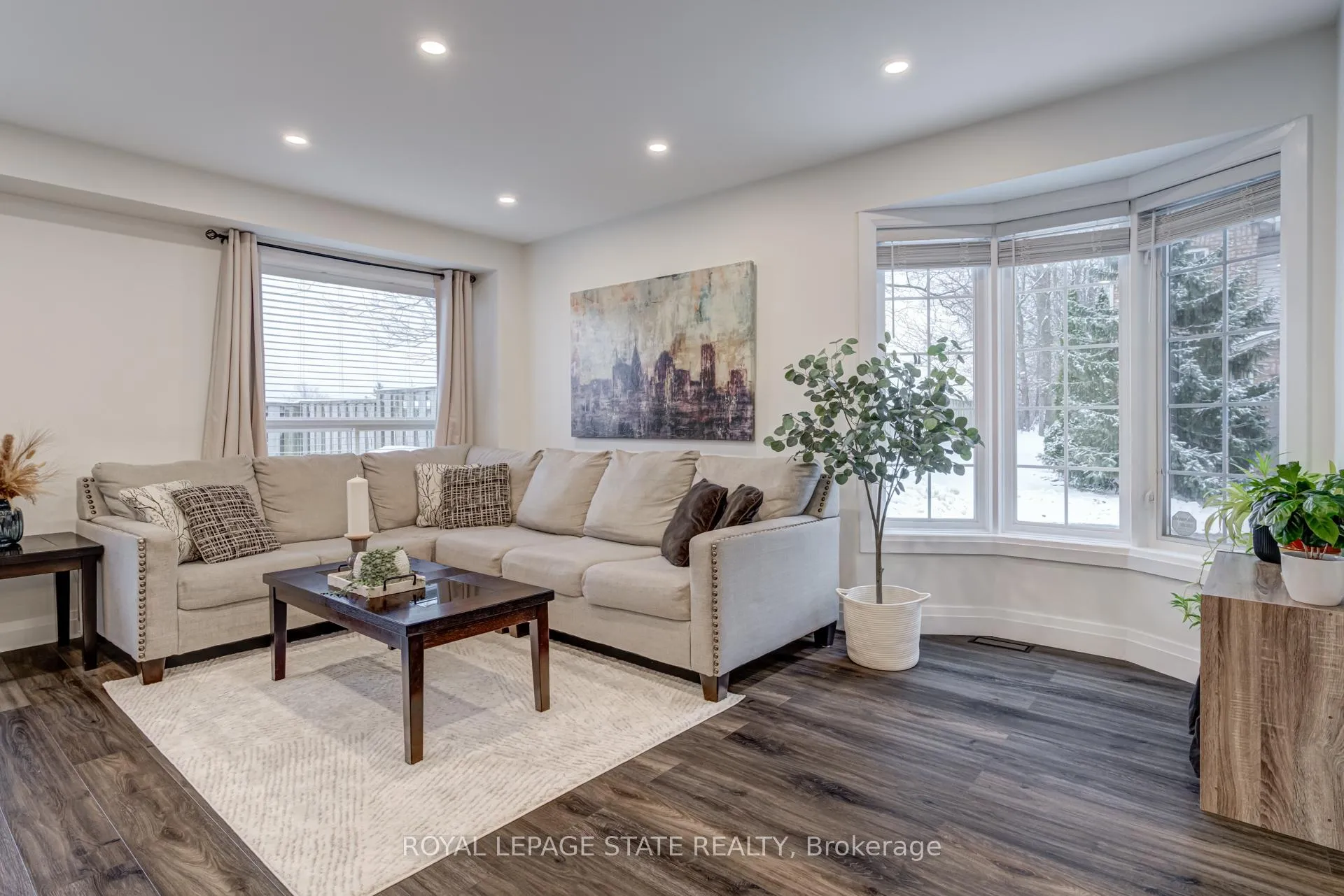 Photo 16 of Unit 6, 171 Highbury Drive, Hamilton, Stoney Creek Mountain — HOMEH