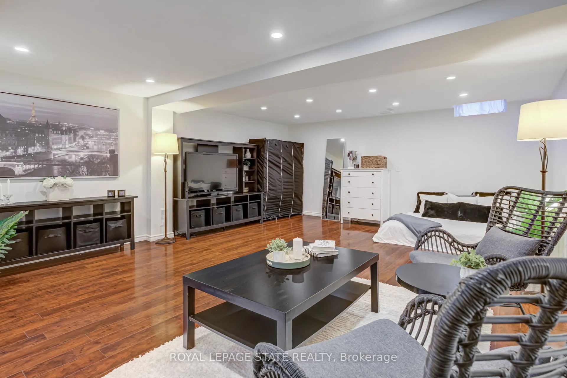 Photo 33 of Unit 6, 171 Highbury Drive, Hamilton, Stoney Creek Mountain — HOMEH