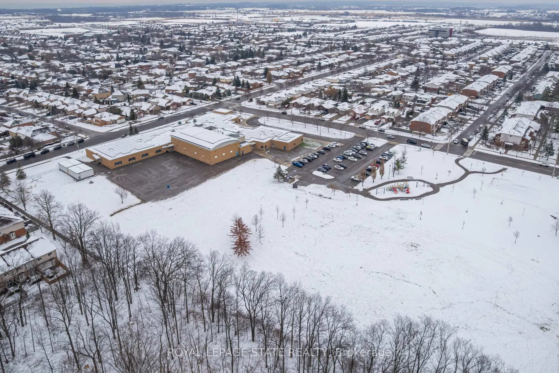 Photo 49 of Unit 6, 171 Highbury Drive, Hamilton, Stoney Creek Mountain — HOMEH