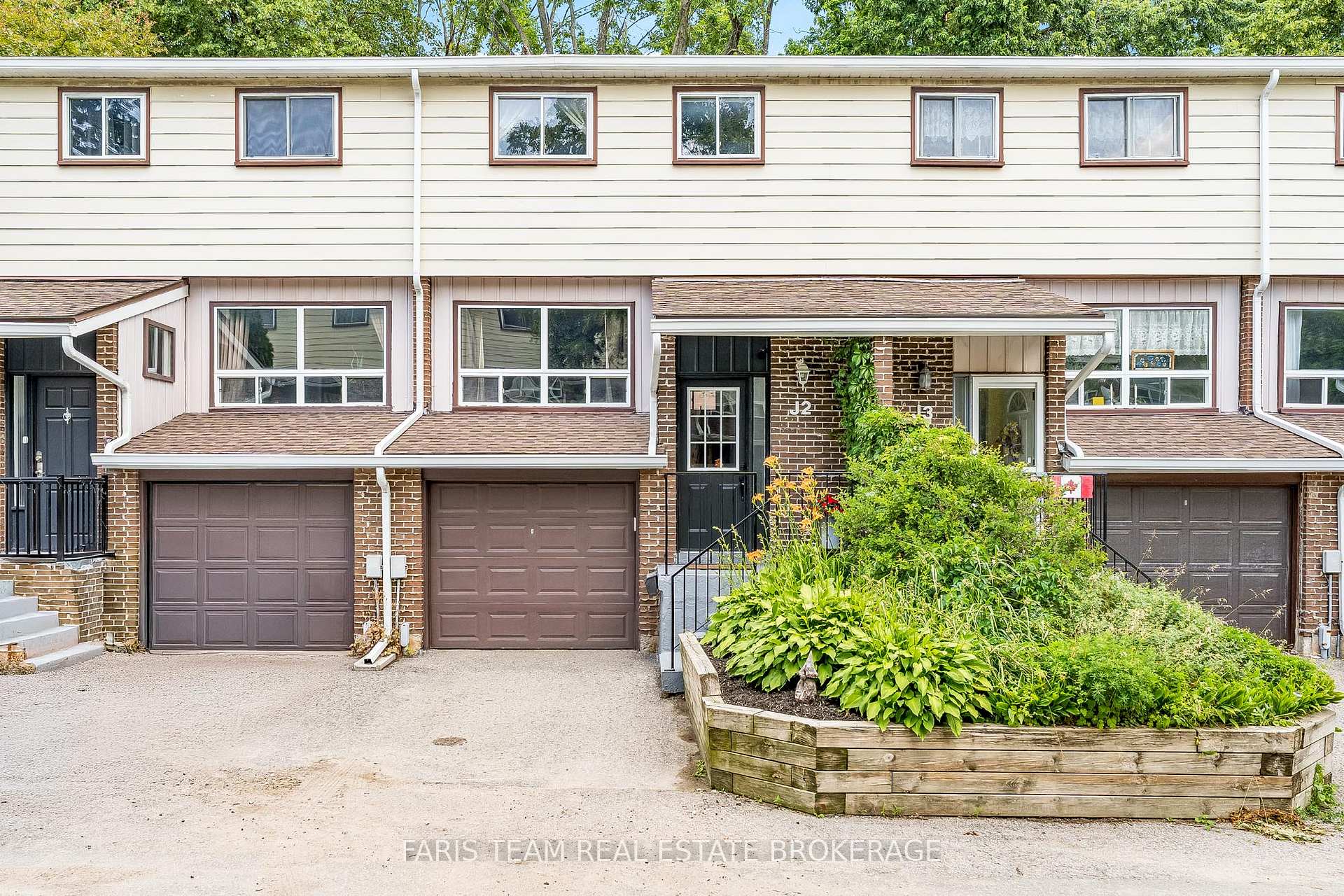 Photo 2 of Unit J2, 63 Ferris Lane, Barrie, Cundles East — HOMEH