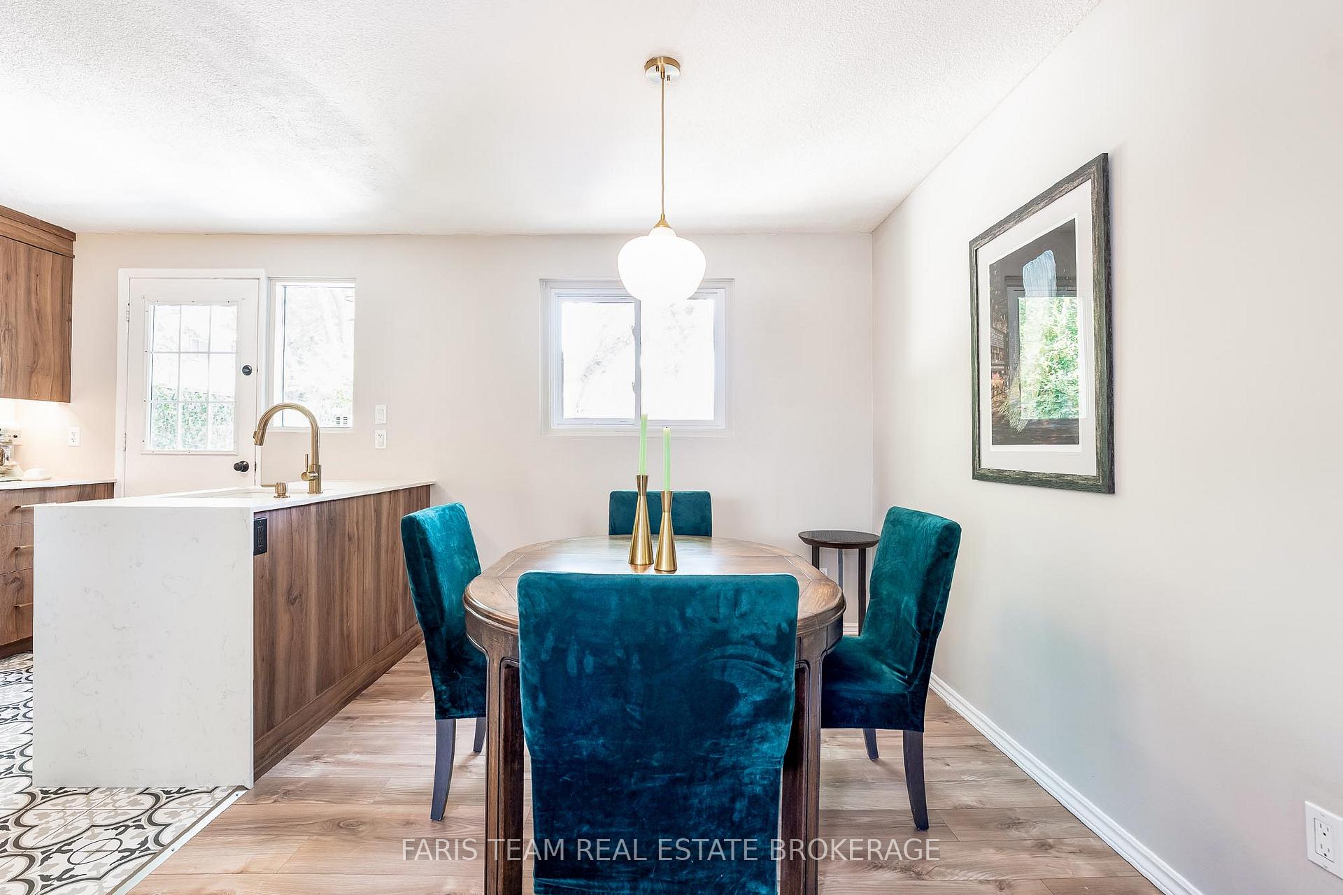 Photo 7 of Unit J2, 63 Ferris Lane, Barrie, Cundles East — HOMEH