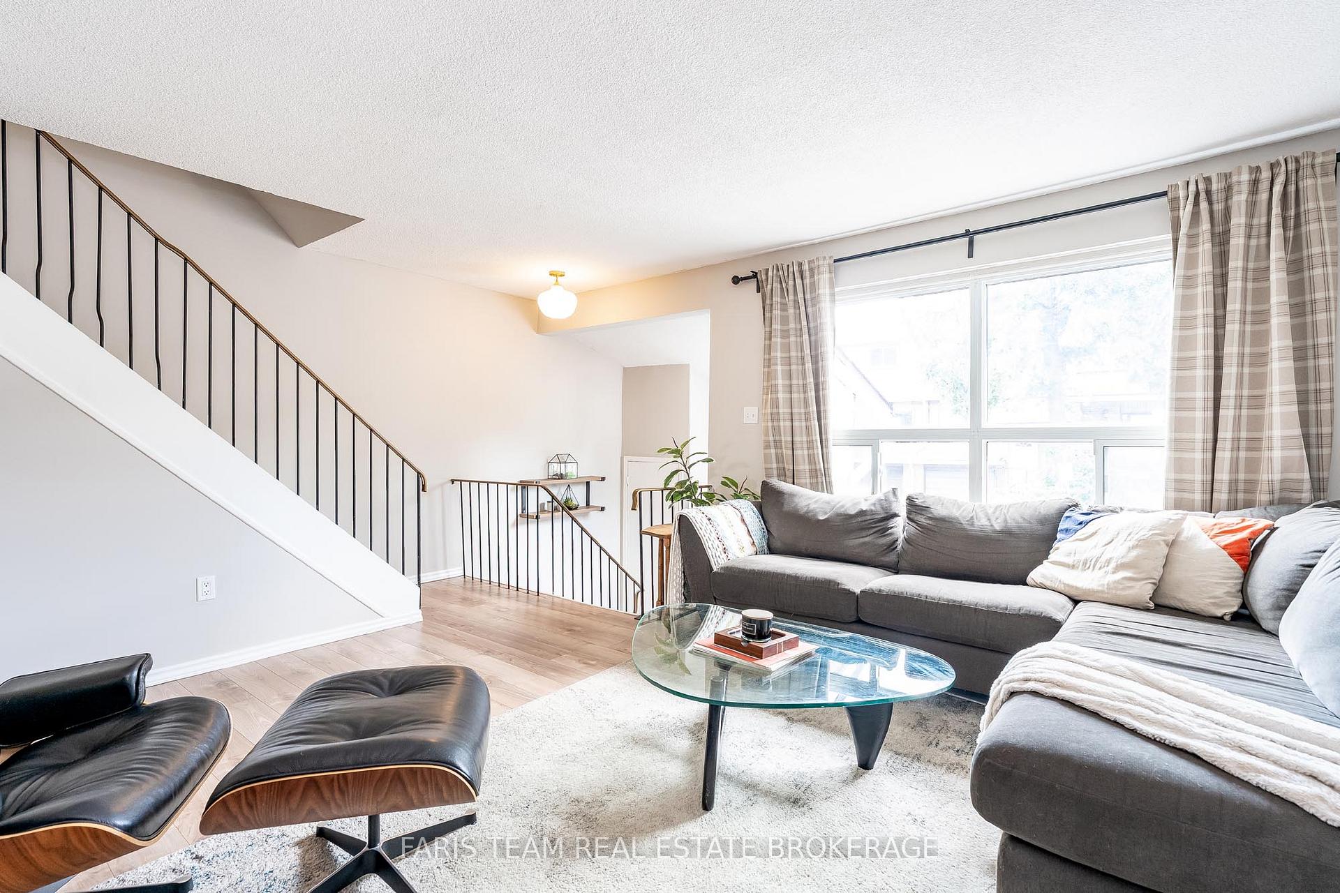Photo 10 of Unit J2, 63 Ferris Lane, Barrie, Cundles East — HOMEH