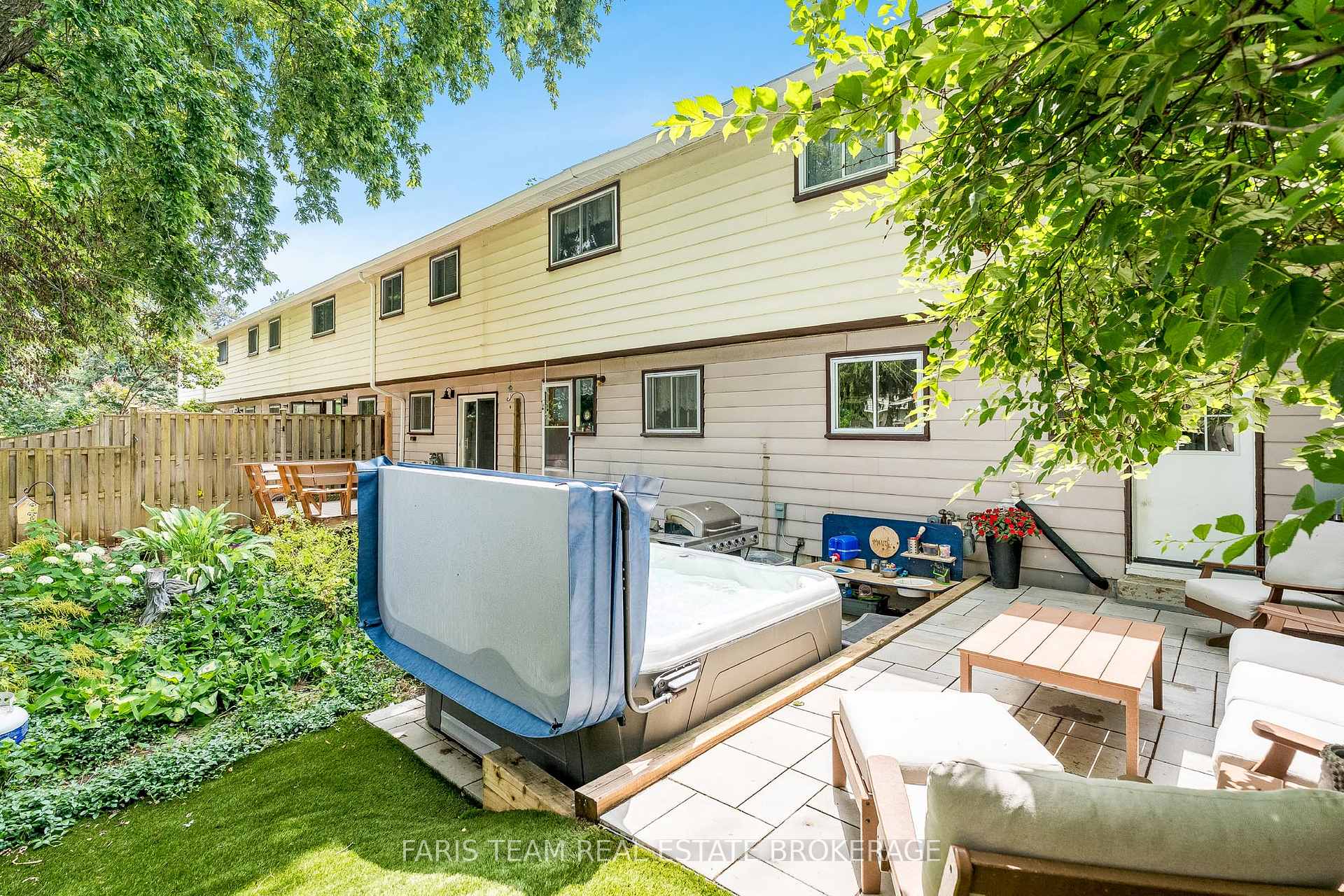 Photo 20 of Unit J2, 63 Ferris Lane, Barrie, Cundles East — HOMEH