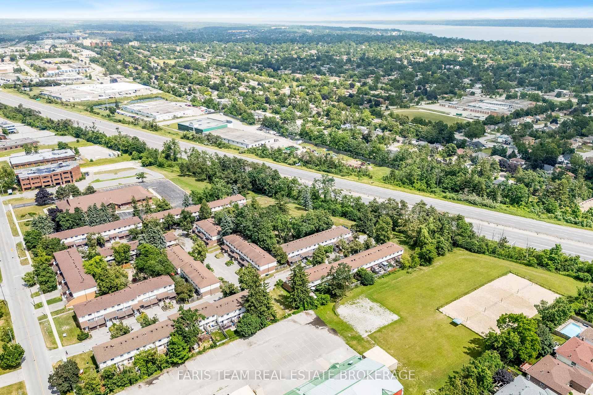 Photo 22 of Unit J2, 63 Ferris Lane, Barrie, Cundles East — HOMEH