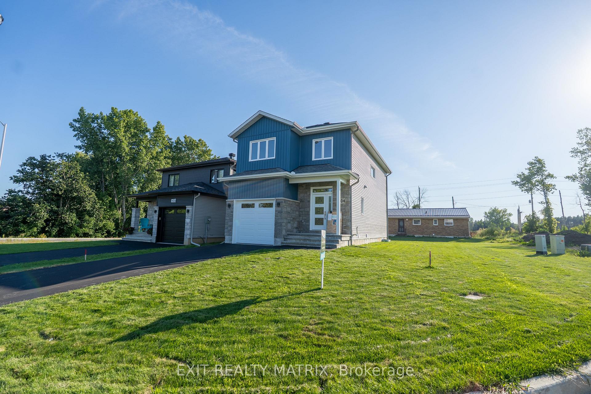 Photo 2 of 1404 Caroline Court, Cornwall — HOMEH
