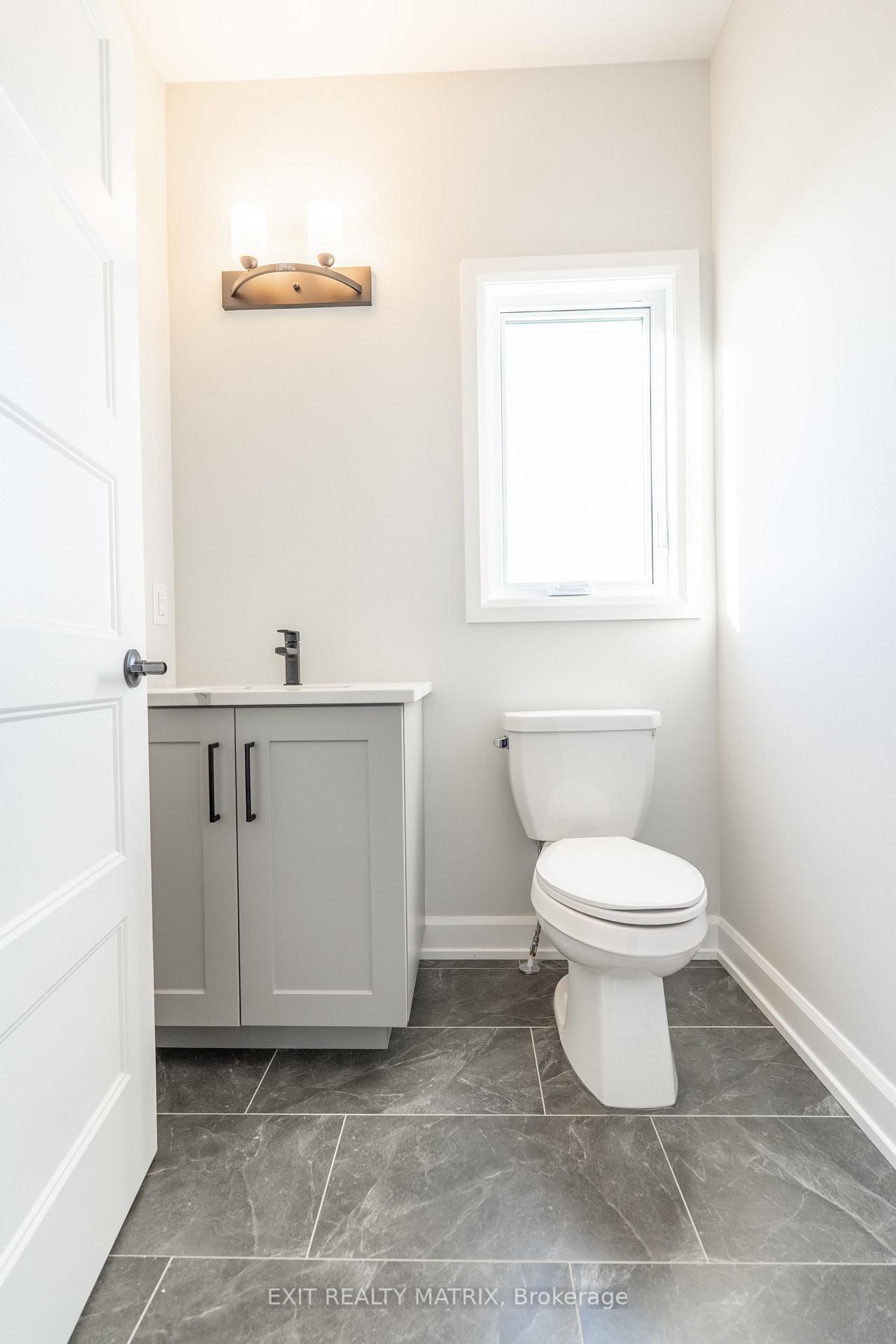 Photo 6 of 1404 Caroline Court, Cornwall — HOMEH