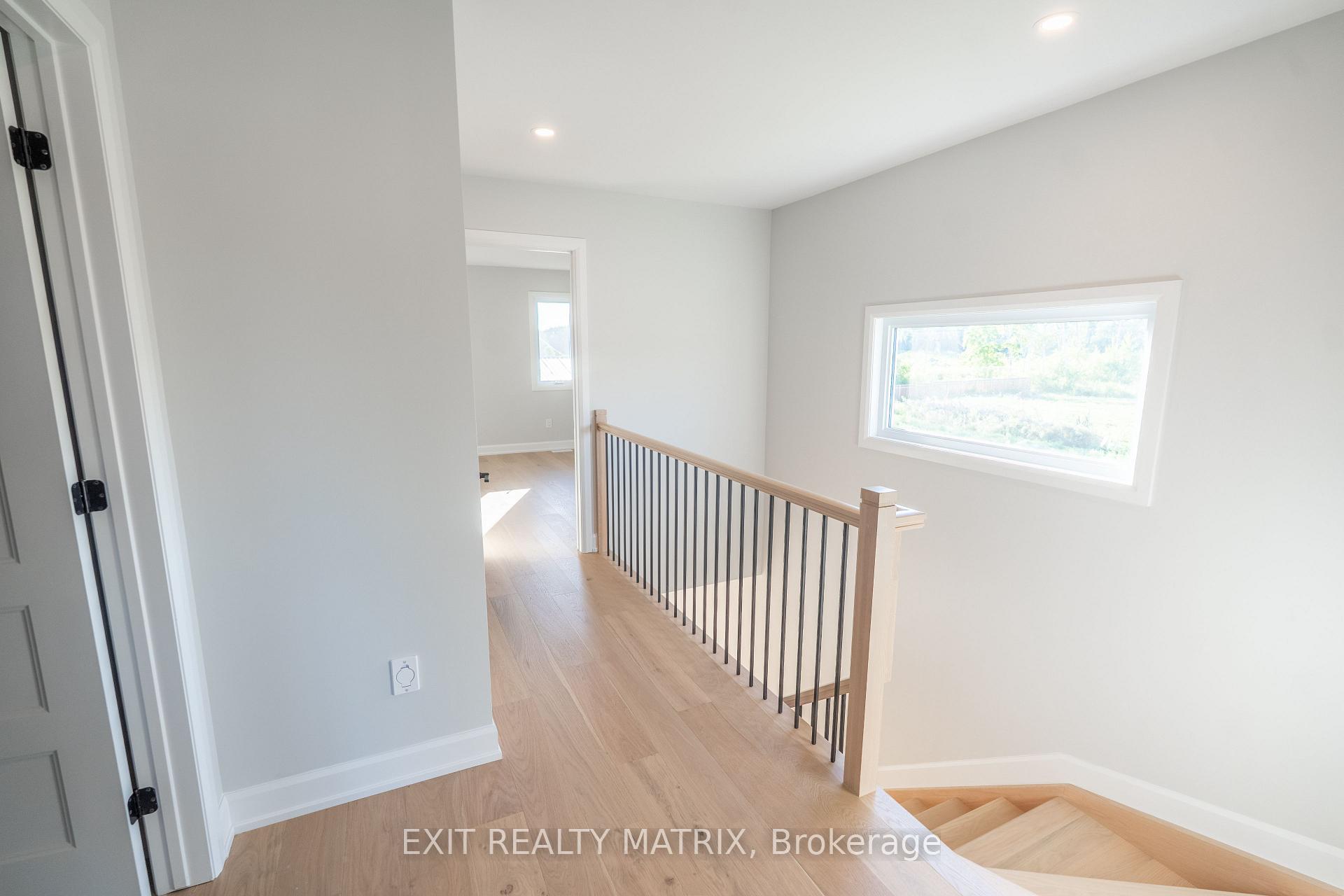 Photo 12 of 1404 Caroline Court, Cornwall — HOMEH