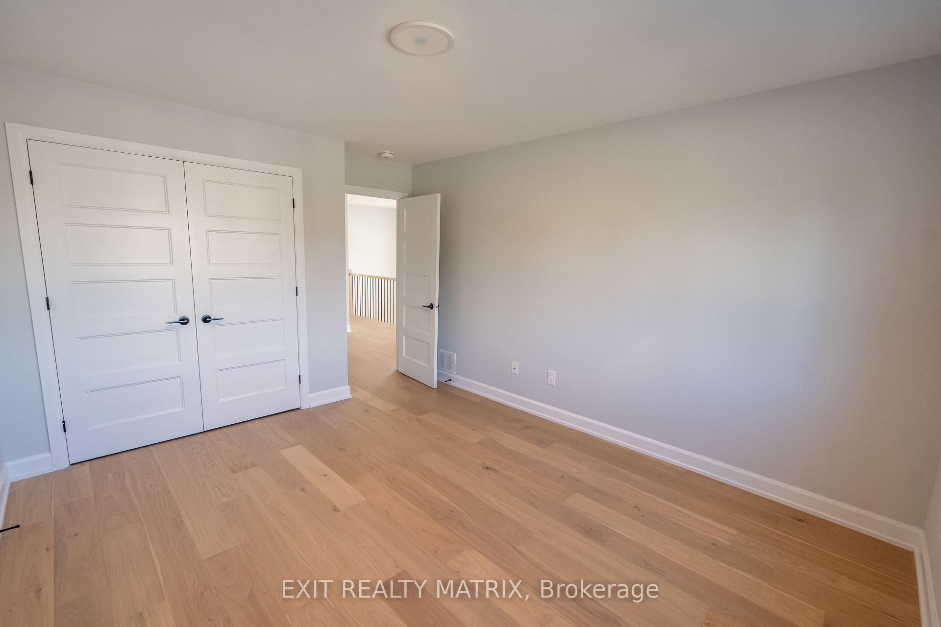 Photo 16 of 1404 Caroline Court, Cornwall — HOMEH
