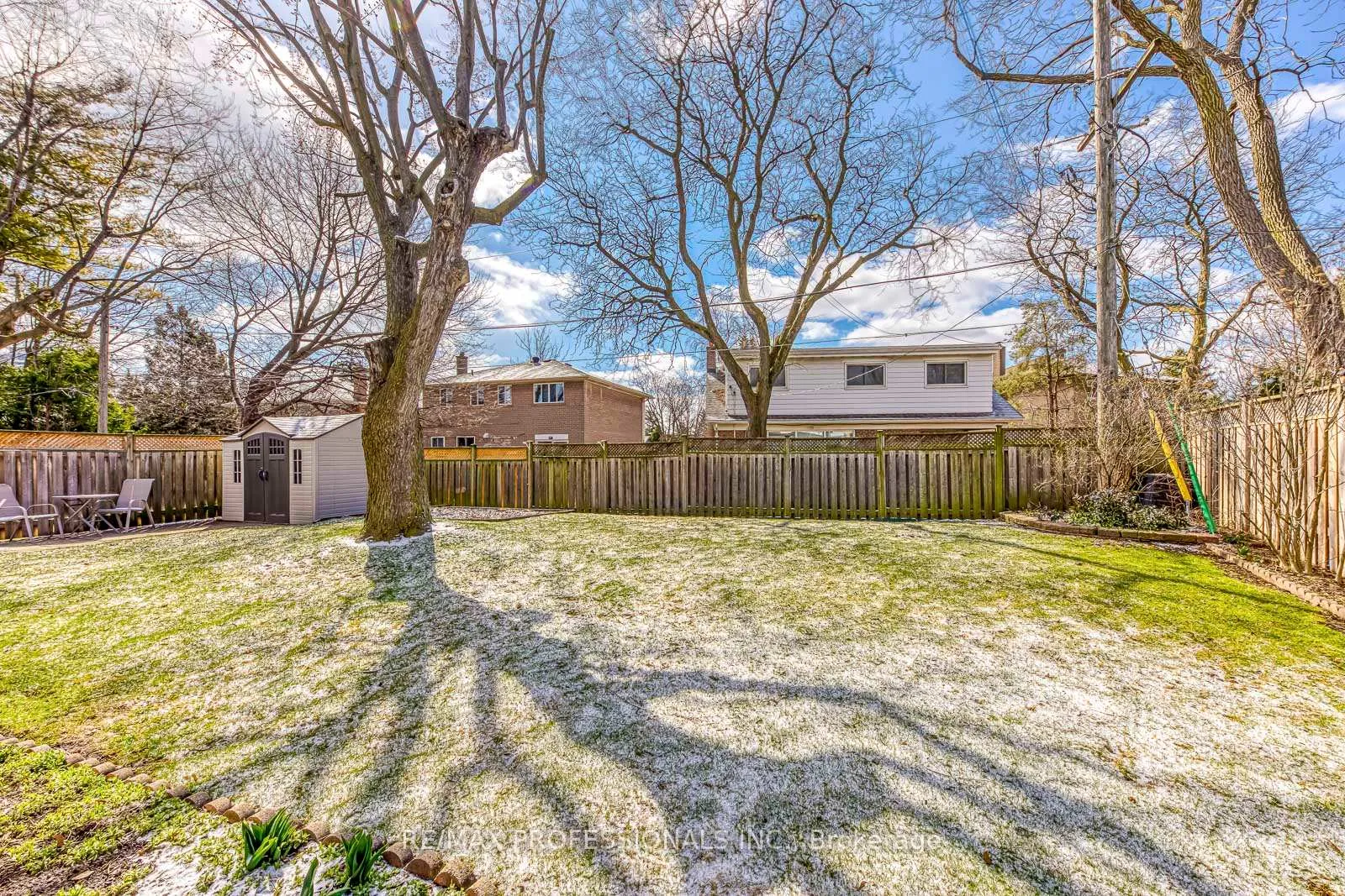 Photo 40 of 270 Wellesworth Drive, Etobicoke, Eringate-Centennial-West Deane — HOMEH