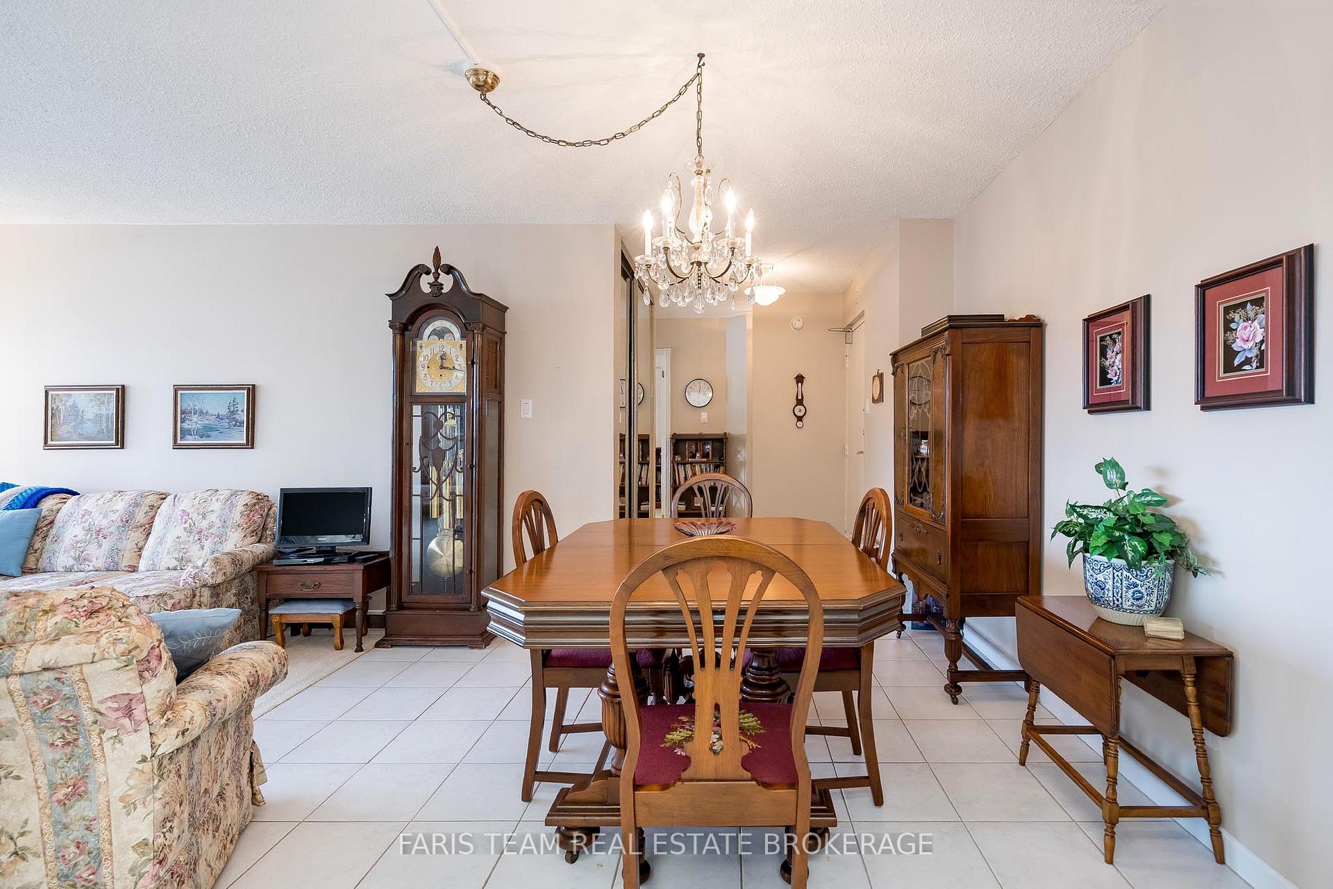 Photo 5 of Unit 703, 181 Collier Street, Barrie, North Shore — HOMEH