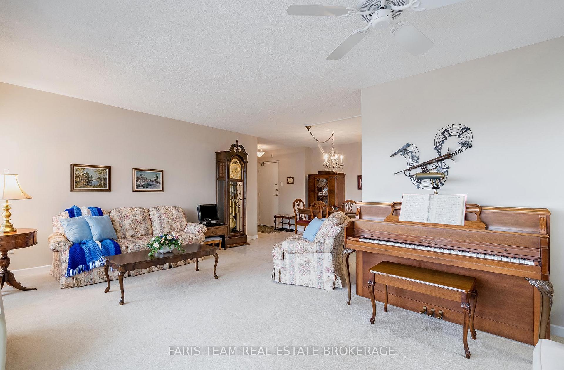 Photo 8 of Unit 703, 181 Collier Street, Barrie, North Shore — HOMEH