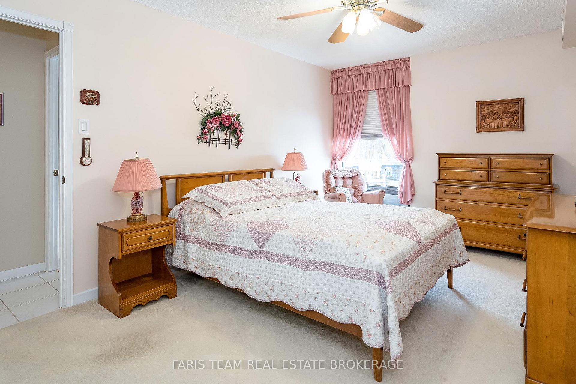 Photo 9 of Unit 703, 181 Collier Street, Barrie, North Shore — HOMEH