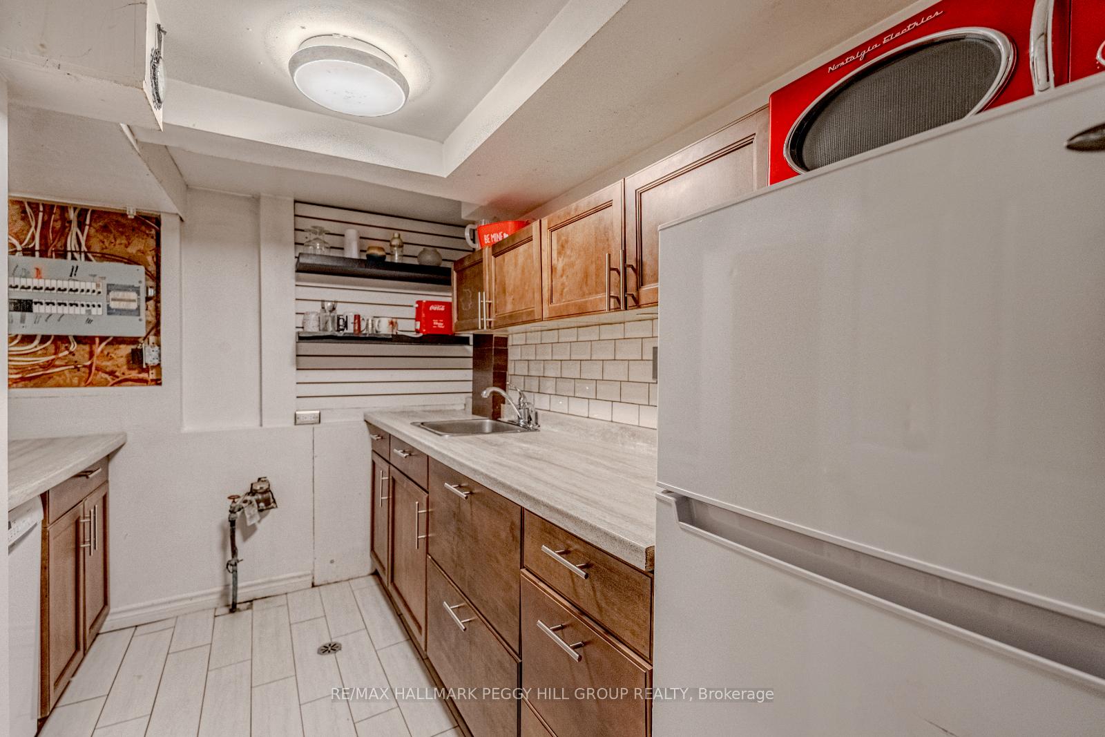 Photo 10 of 7 Partridge Road, Barrie, Ardagh — HOMEH