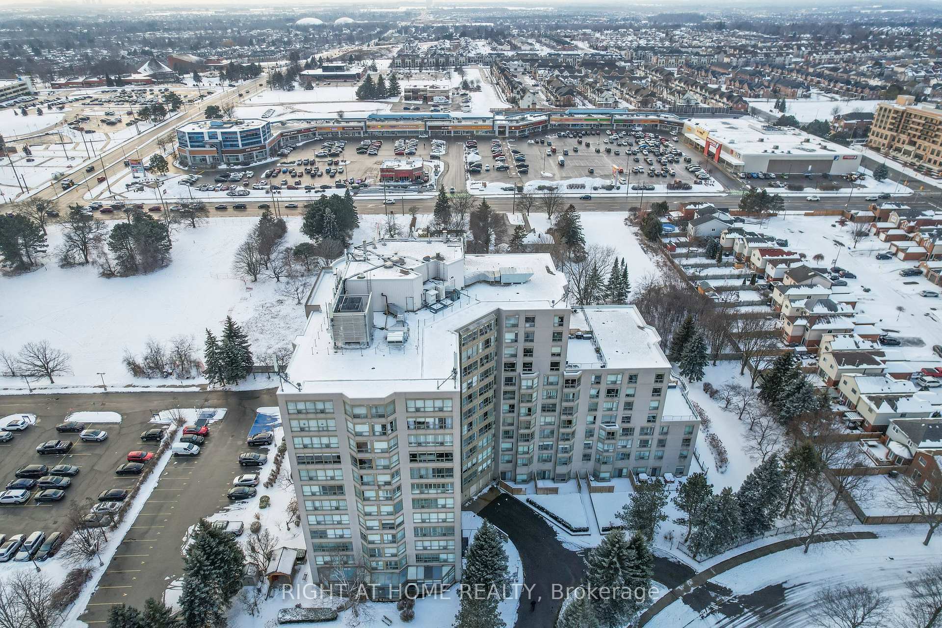 Photo 28 of Unit 415, 712 Rossland Road E, Whitby, Pringle Creek — HOMEH
