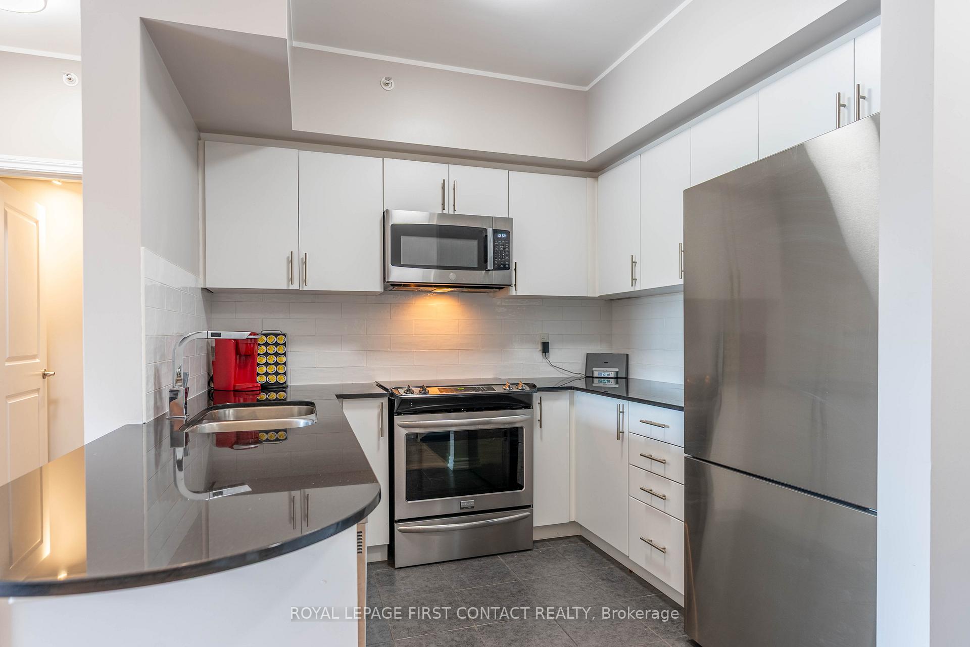Photo 5 of Unit 403, 7 Greenwich Street, Barrie, Ardagh — HOMEH
