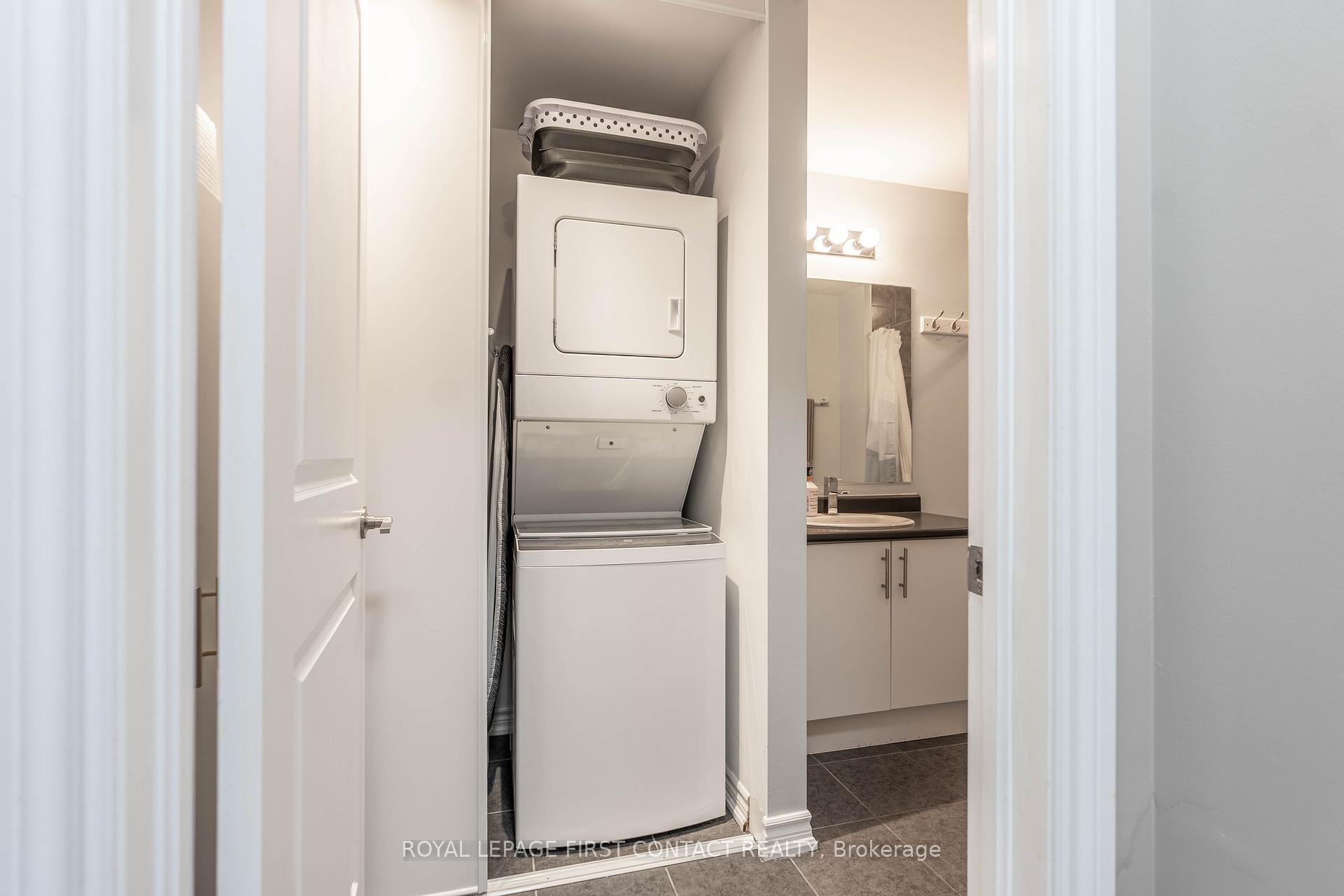 Photo 9 of Unit 403, 7 Greenwich Street, Barrie, Ardagh — HOMEH