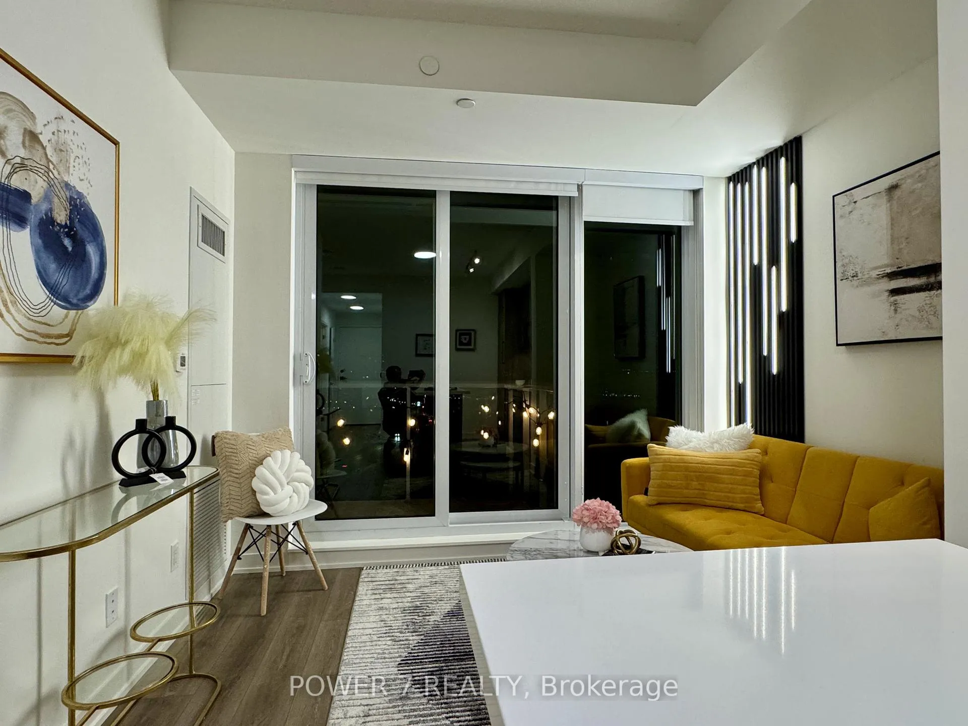Photo 24 of Unit 1308, 292 Verdale Crossing, Markham, Unionville — HOMEH