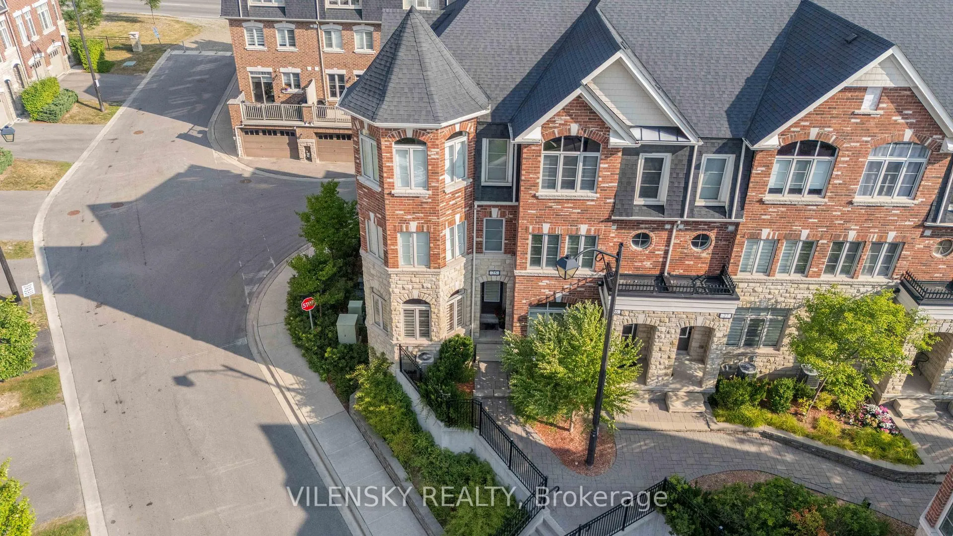Photo 2 of Unit 25, 1331 Major Mackenzie Drive, Vaughan, Patterson — HOMEH