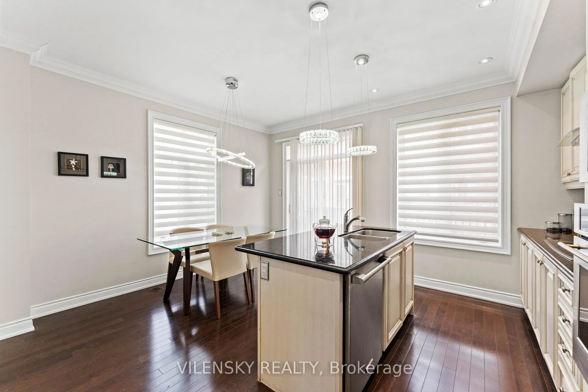 Photo 5 of Unit 25, 1331 Major Mackenzie Drive, Vaughan, Patterson — HOMEH